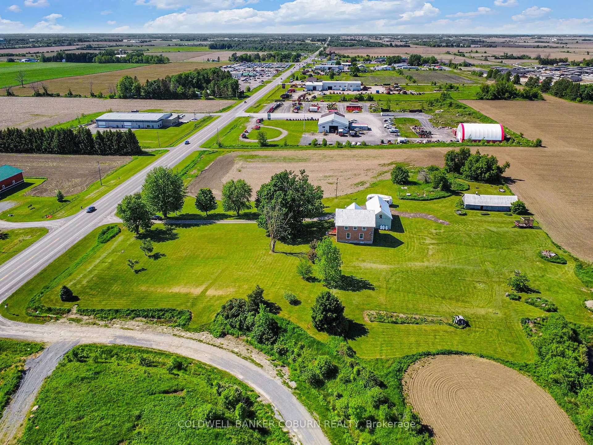 Photo 8 of 2327 31 Highway, North Dundas, North Dundas (Winchester) Twp — HOMEH