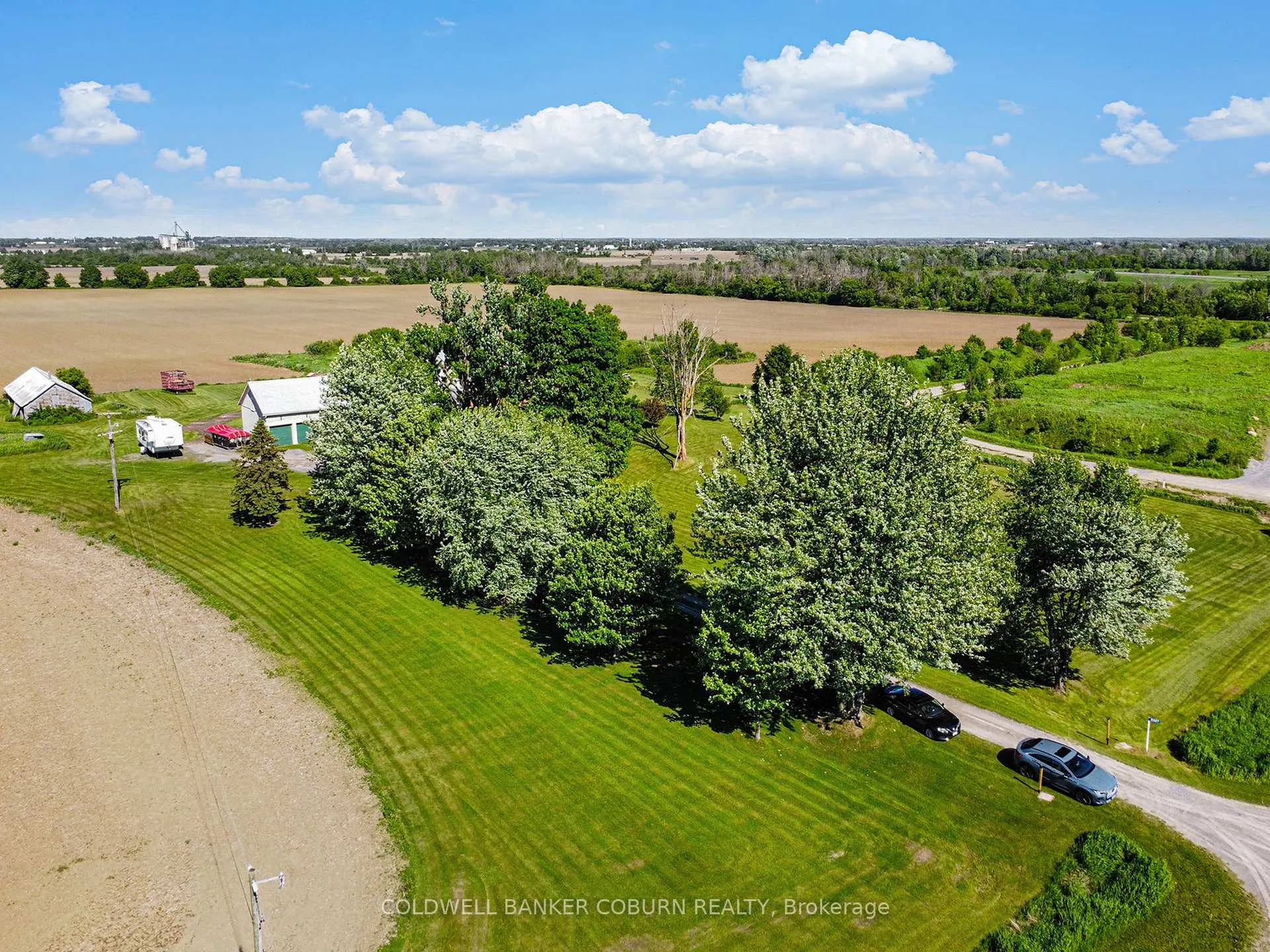 Photo 11 of 2327 31 Highway, North Dundas, North Dundas (Winchester) Twp — HOMEH