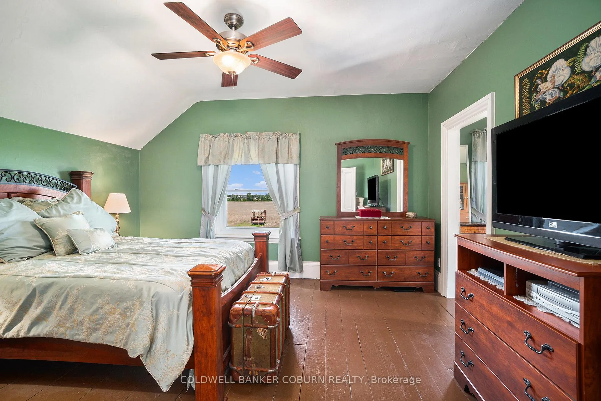 Photo 29 of 2327 31 Highway, North Dundas, North Dundas (Winchester) Twp — HOMEH