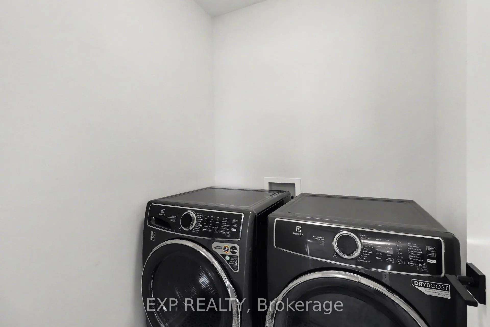 Photo 30 of 540 Montjay Road, Ottawa, Notting Hill/Summerside — HOMEH