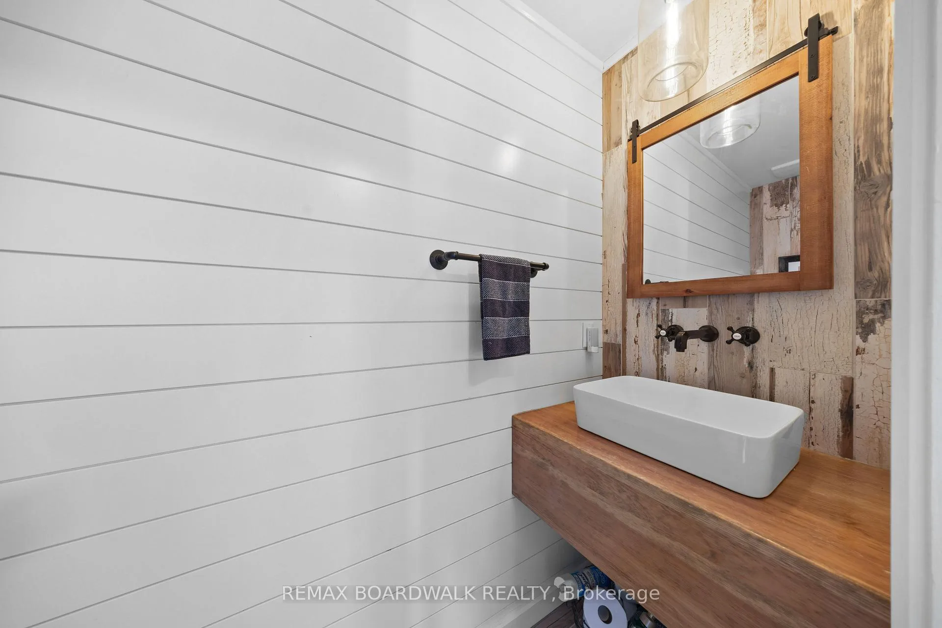 Photo 10 of 91 Equestrian Drive, Ottawa, Kanata - Bridlewood — HOMEH