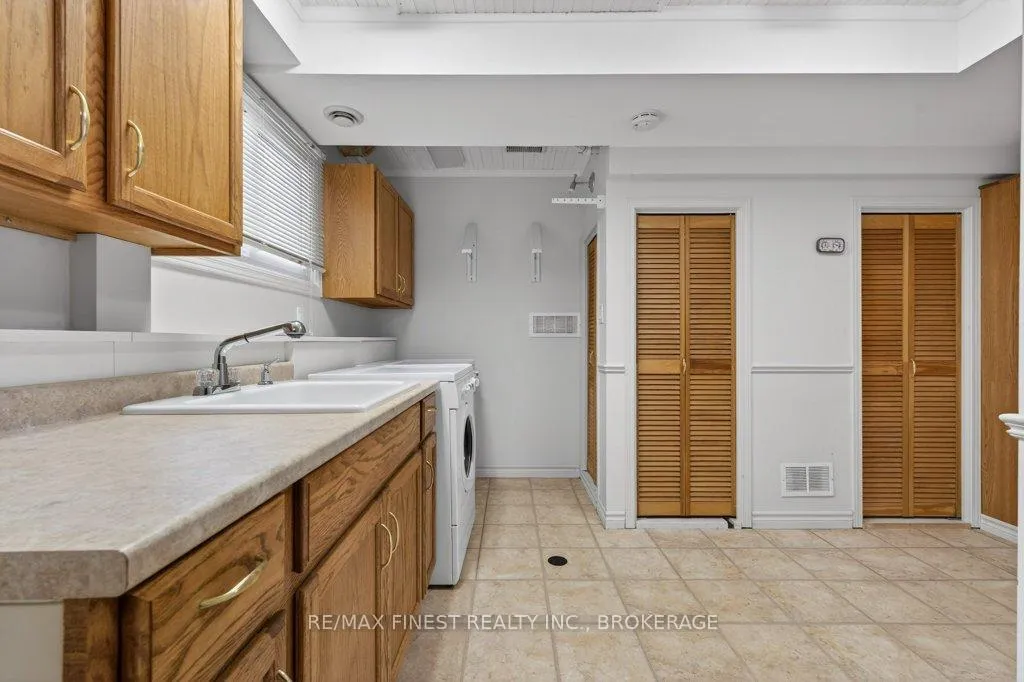 Photo 20 of 31 Limeridge Drive, Kingston, Kingston East (Incl Barret Crt) — HOMEH