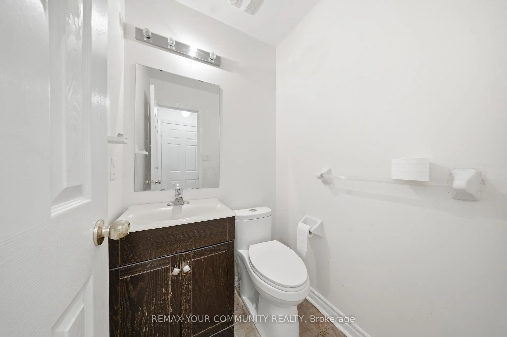 Photo 19 of 74 Moderna Drive, Vaughan, Vellore Village — HOMEH
