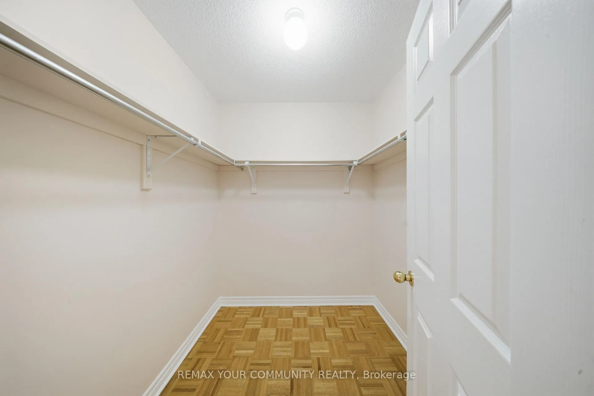Photo 25 of 74 Moderna Drive, Vaughan, Vellore Village — HOMEH