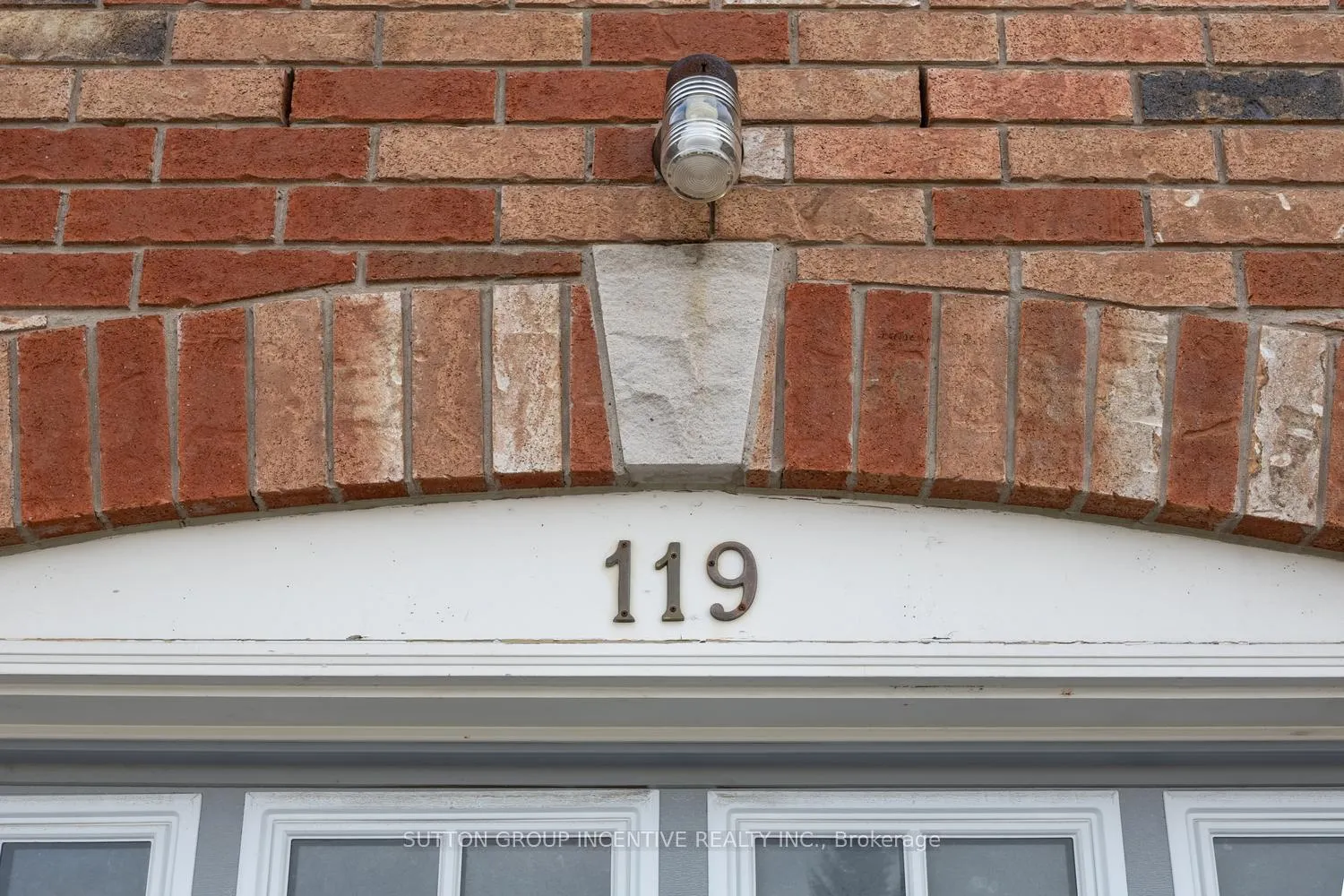 Photo 3 of 119 Angier Crescent, Ajax, South East — HOMEH