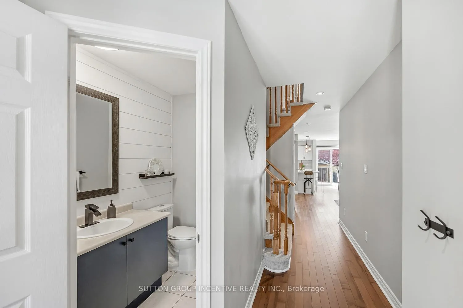 Photo 6 of 119 Angier Crescent, Ajax, South East — HOMEH