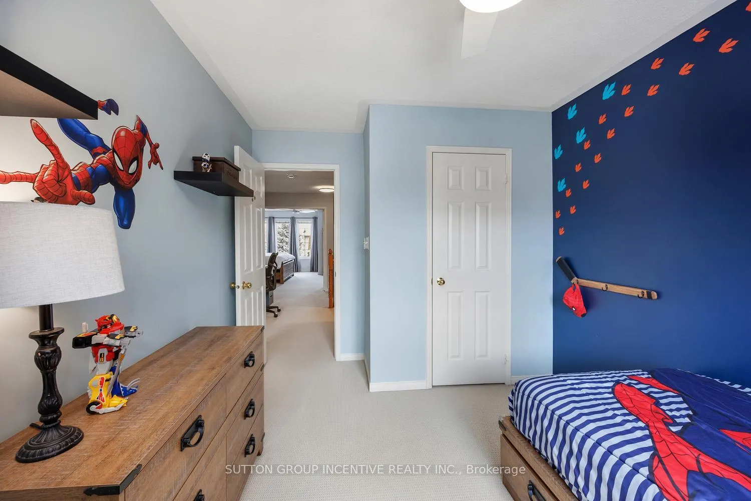 Photo 32 of 119 Angier Crescent, Ajax, South East — HOMEH
