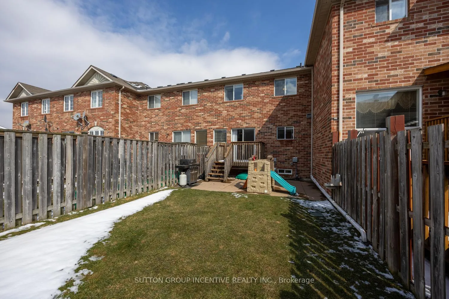Photo 39 of 119 Angier Crescent, Ajax, South East — HOMEH
