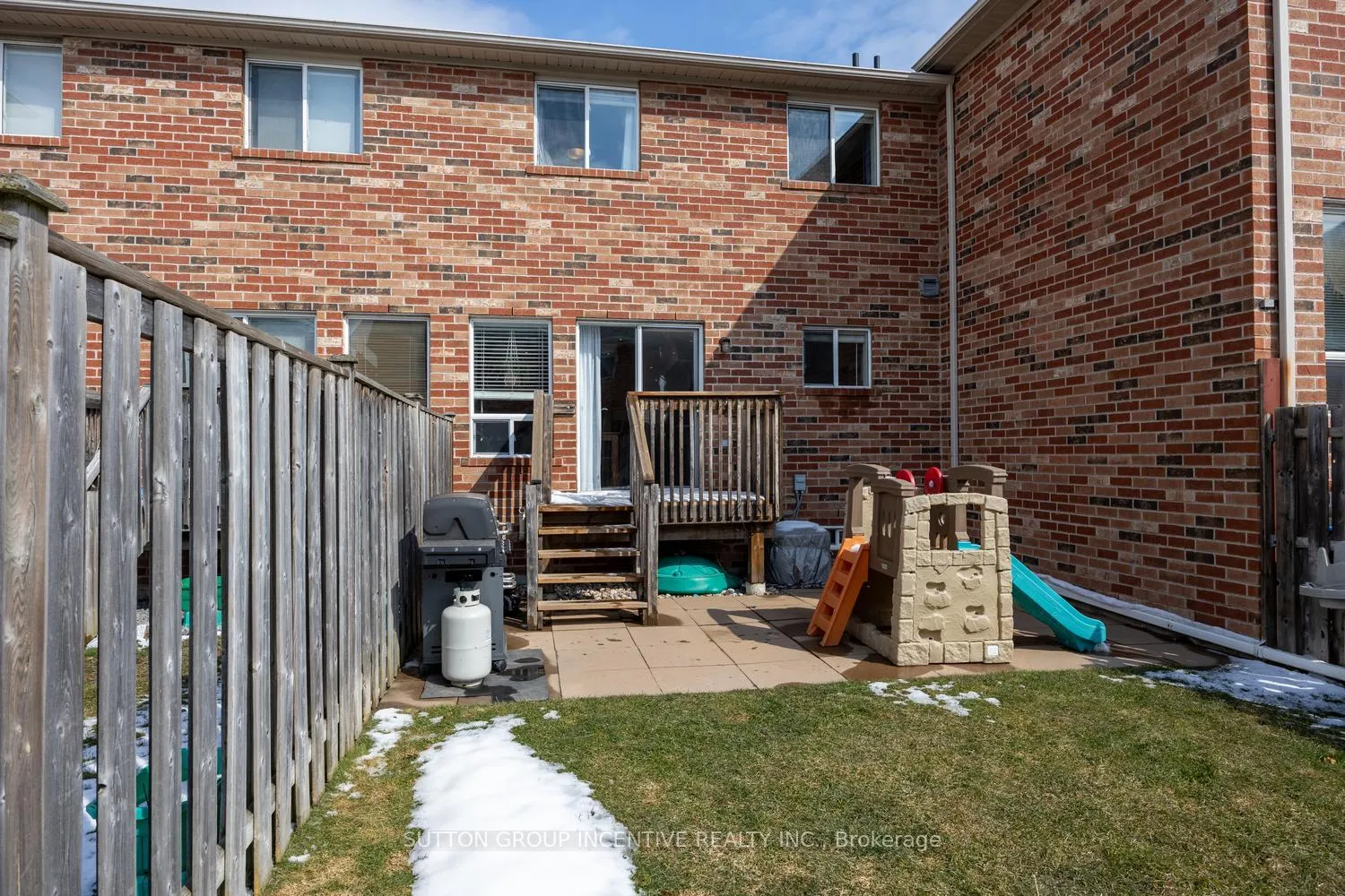 Photo 40 of 119 Angier Crescent, Ajax, South East — HOMEH