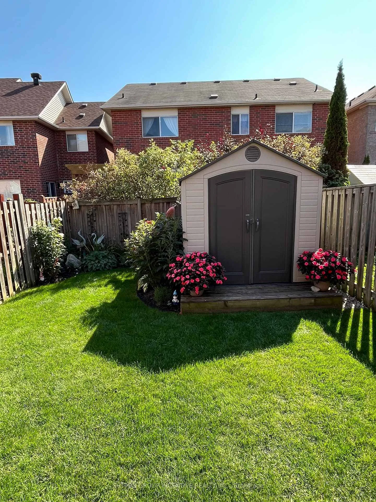 Photo 44 of 119 Angier Crescent, Ajax, South East — HOMEH