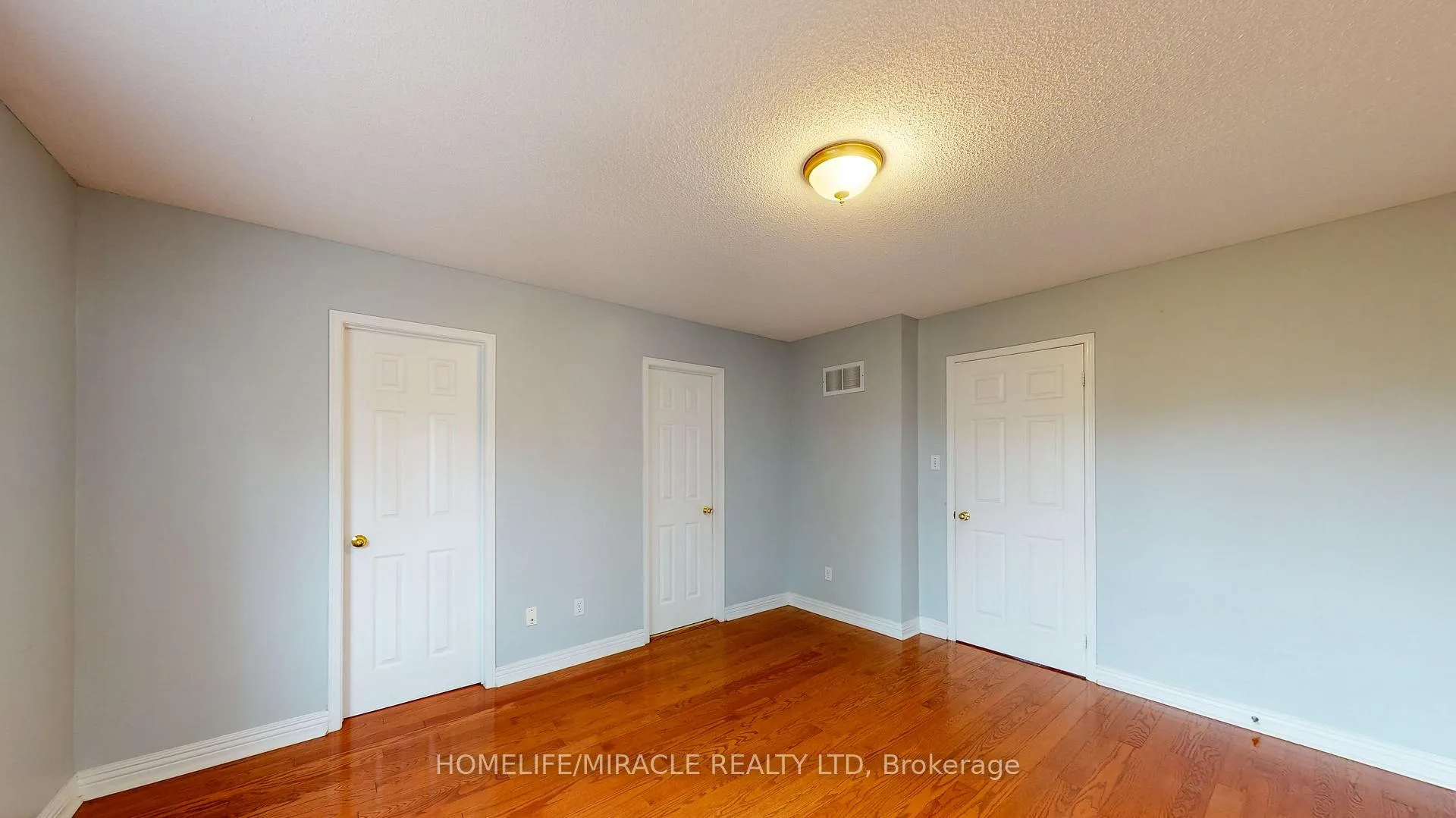 Photo 14 of 36 Mannel Crescent, Brampton, Fletcher's West — HOMEH