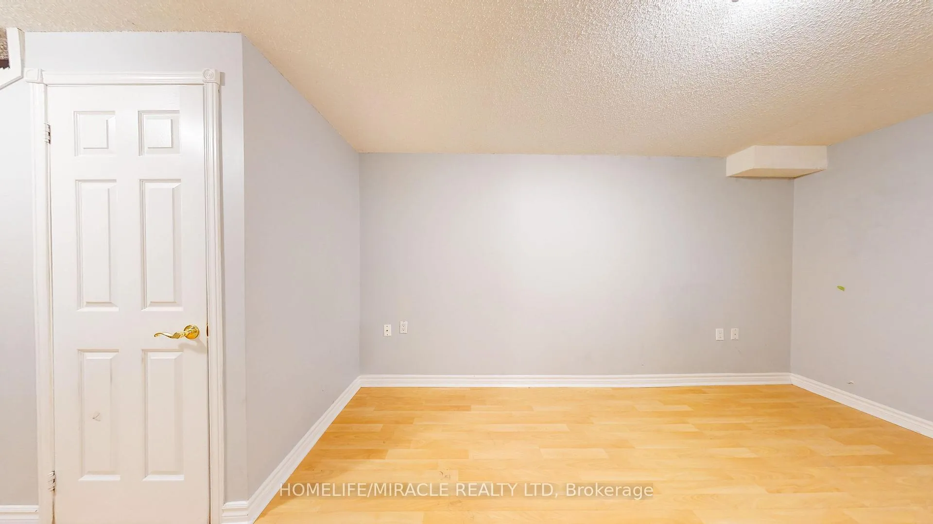 Photo 26 of 36 Mannel Crescent, Brampton, Fletcher's West — HOMEH