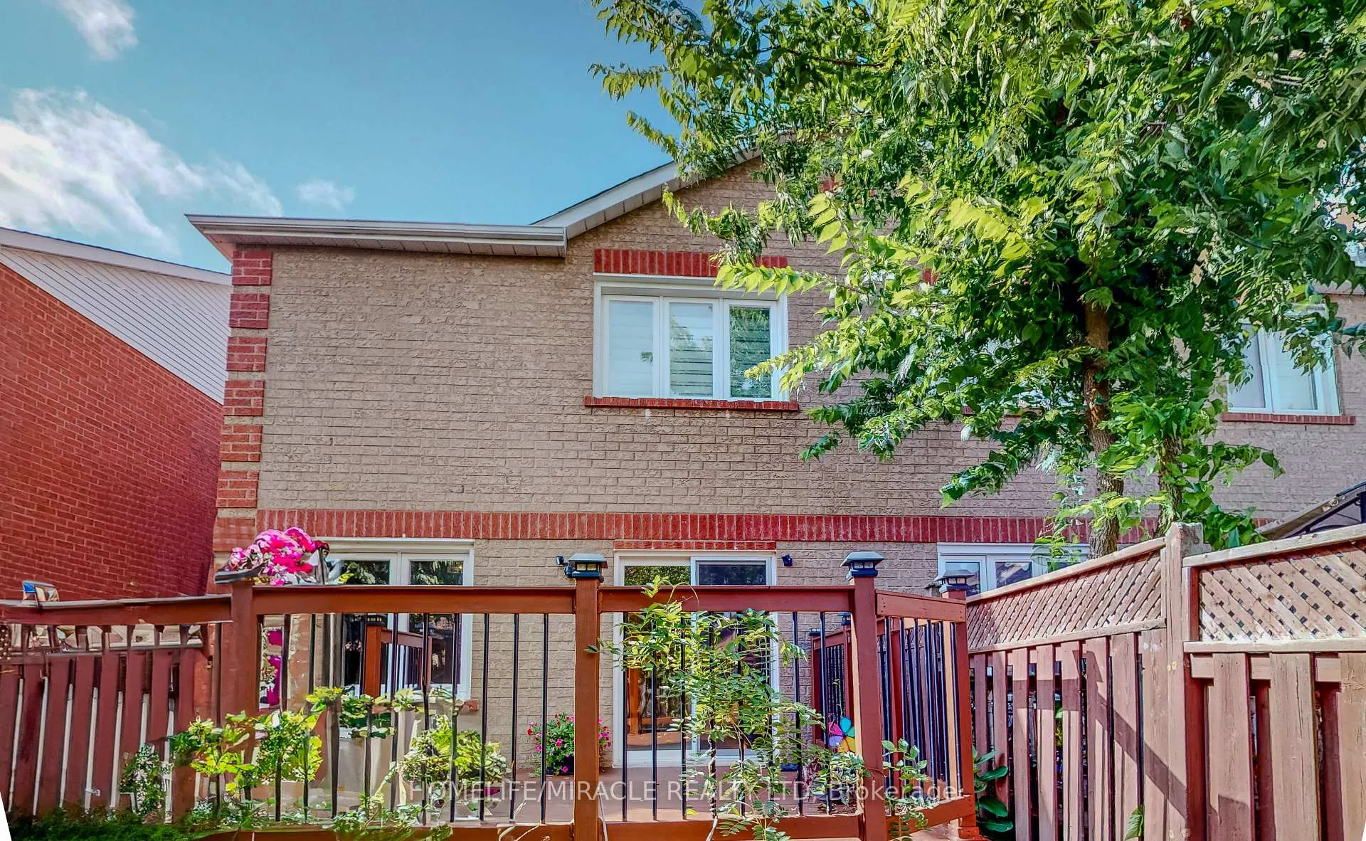 Photo 31 of 36 Mannel Crescent, Brampton, Fletcher's West — HOMEH
