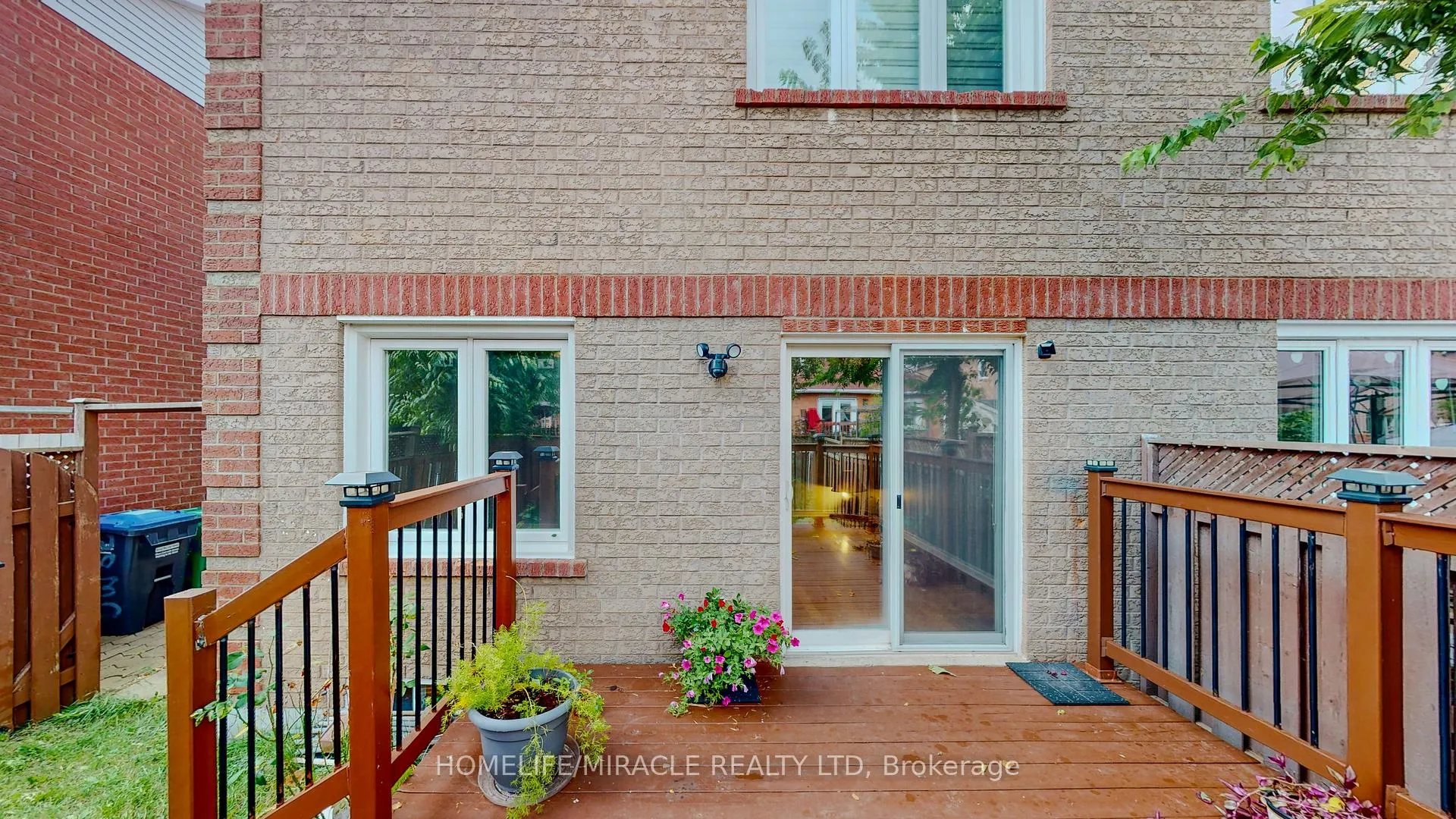 Photo 32 of 36 Mannel Crescent, Brampton, Fletcher's West — HOMEH