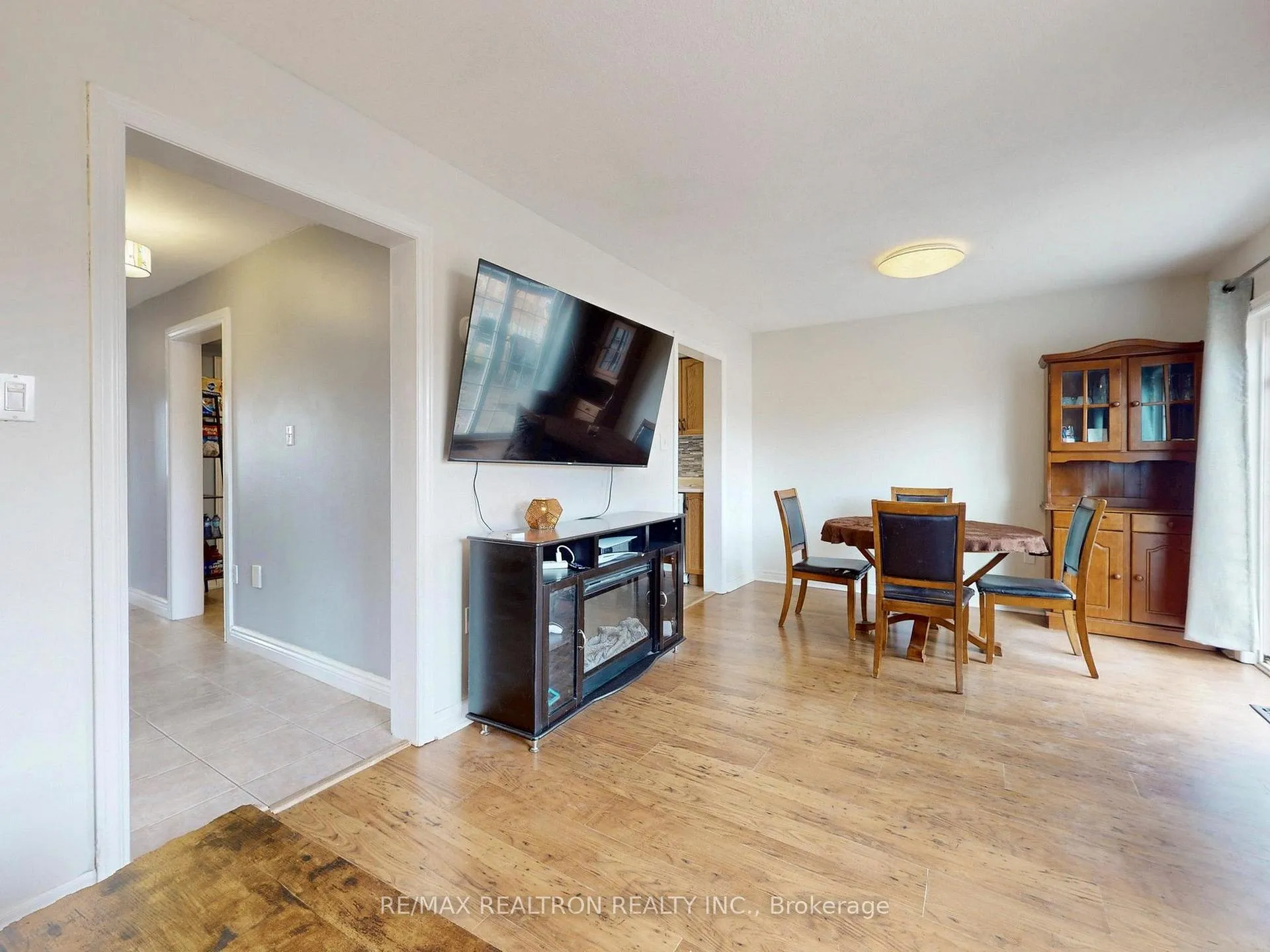 Photo 11 of 2264 Jack Crescent, Innisfil, Alcona — HOMEH