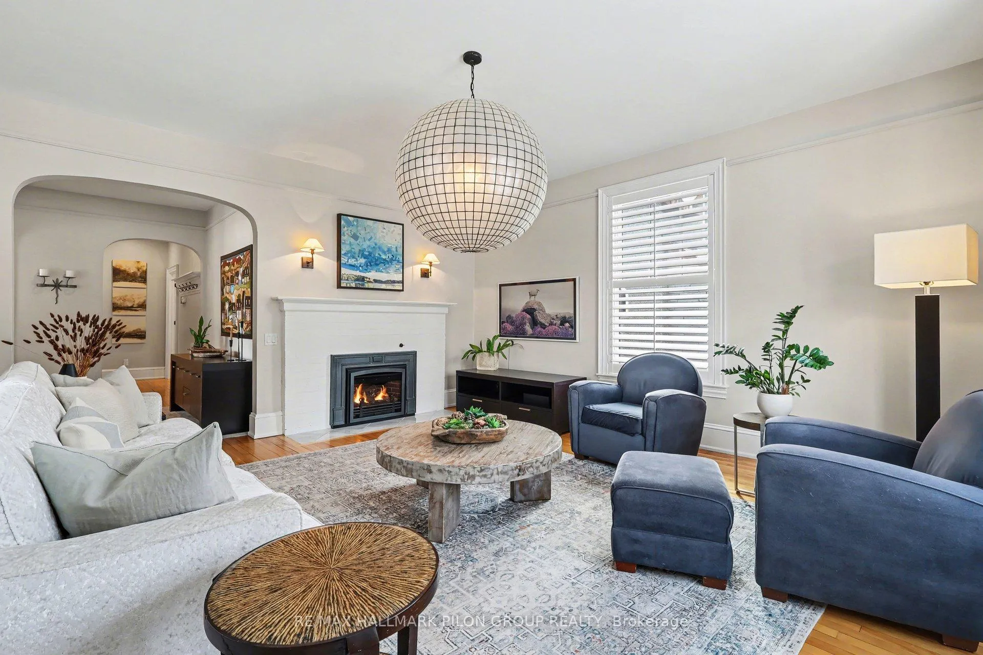 Photo 3 of 446 Highland Avenue, Ottawa, McKellar/Highland — HOMEH