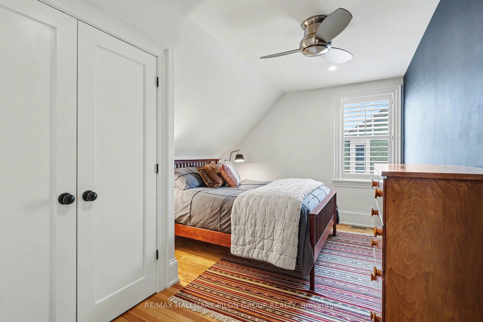 Photo 15 of 446 Highland Avenue, Ottawa, McKellar/Highland — HOMEH