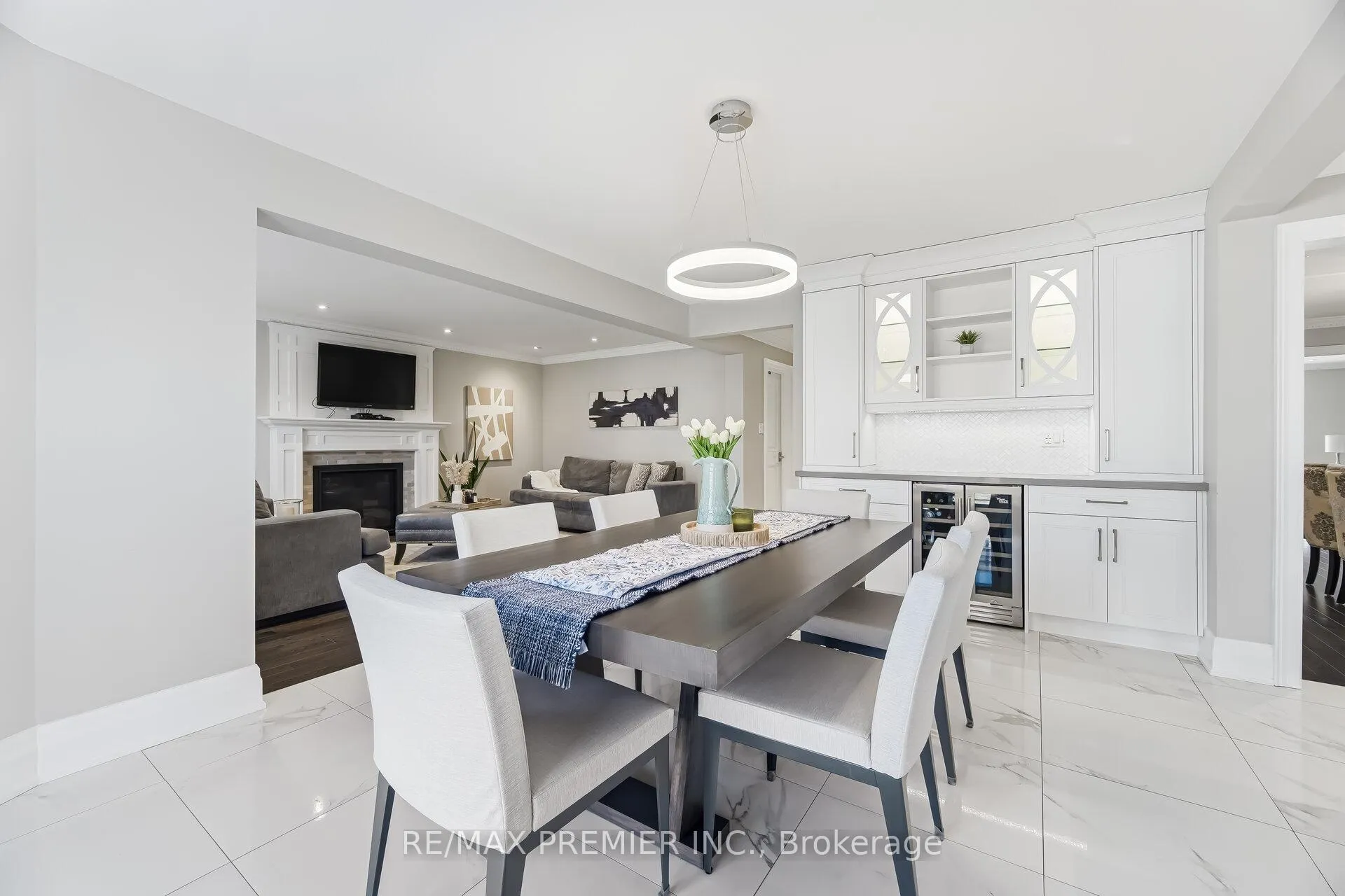 Photo 19 of 26 Mapes Avenue, Vaughan, West Woodbridge — HOMEH