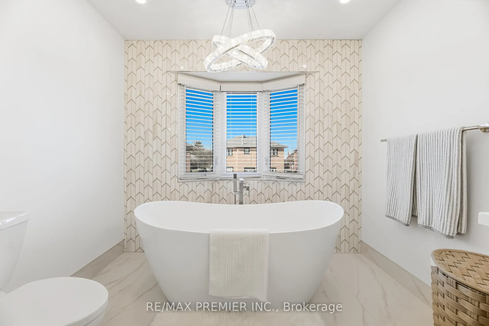 Photo 31 of 26 Mapes Avenue, Vaughan, West Woodbridge — HOMEH