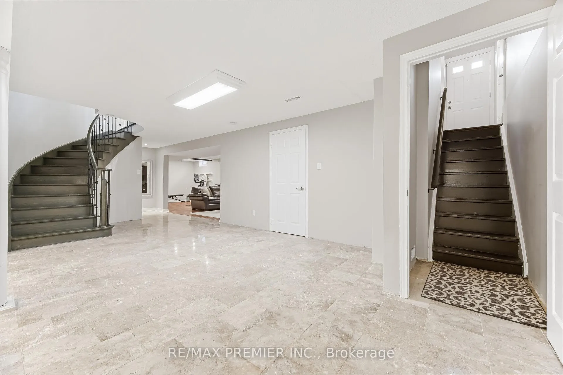 Photo 38 of 26 Mapes Avenue, Vaughan, West Woodbridge — HOMEH