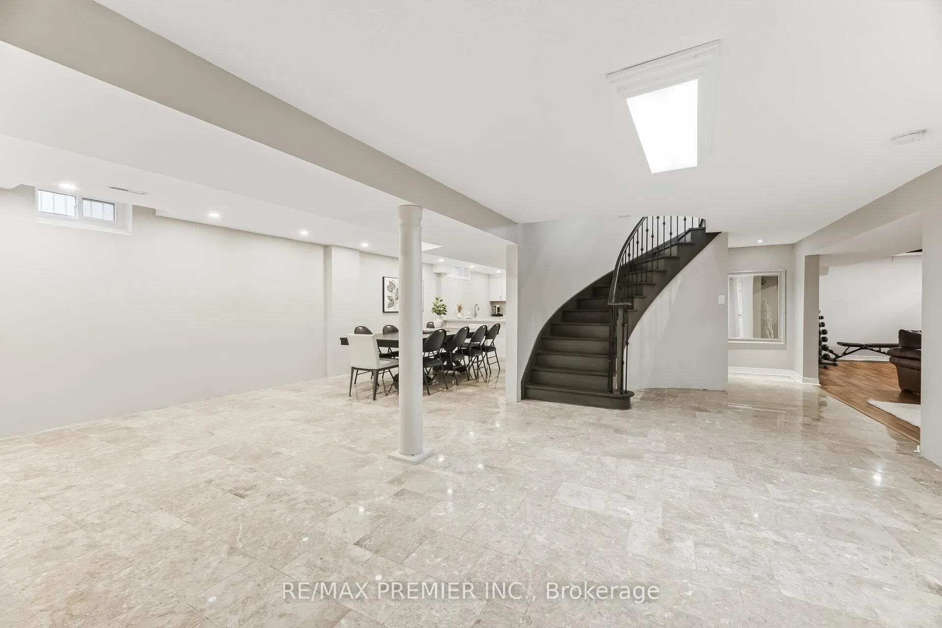 Photo 39 of 26 Mapes Avenue, Vaughan, West Woodbridge — HOMEH