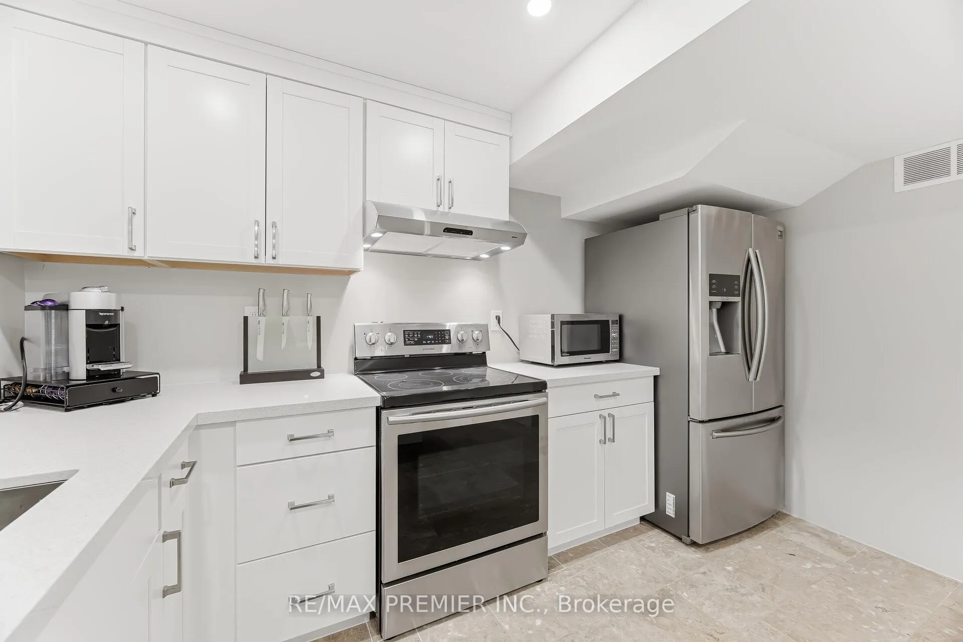 Photo 45 of 26 Mapes Avenue, Vaughan, West Woodbridge — HOMEH