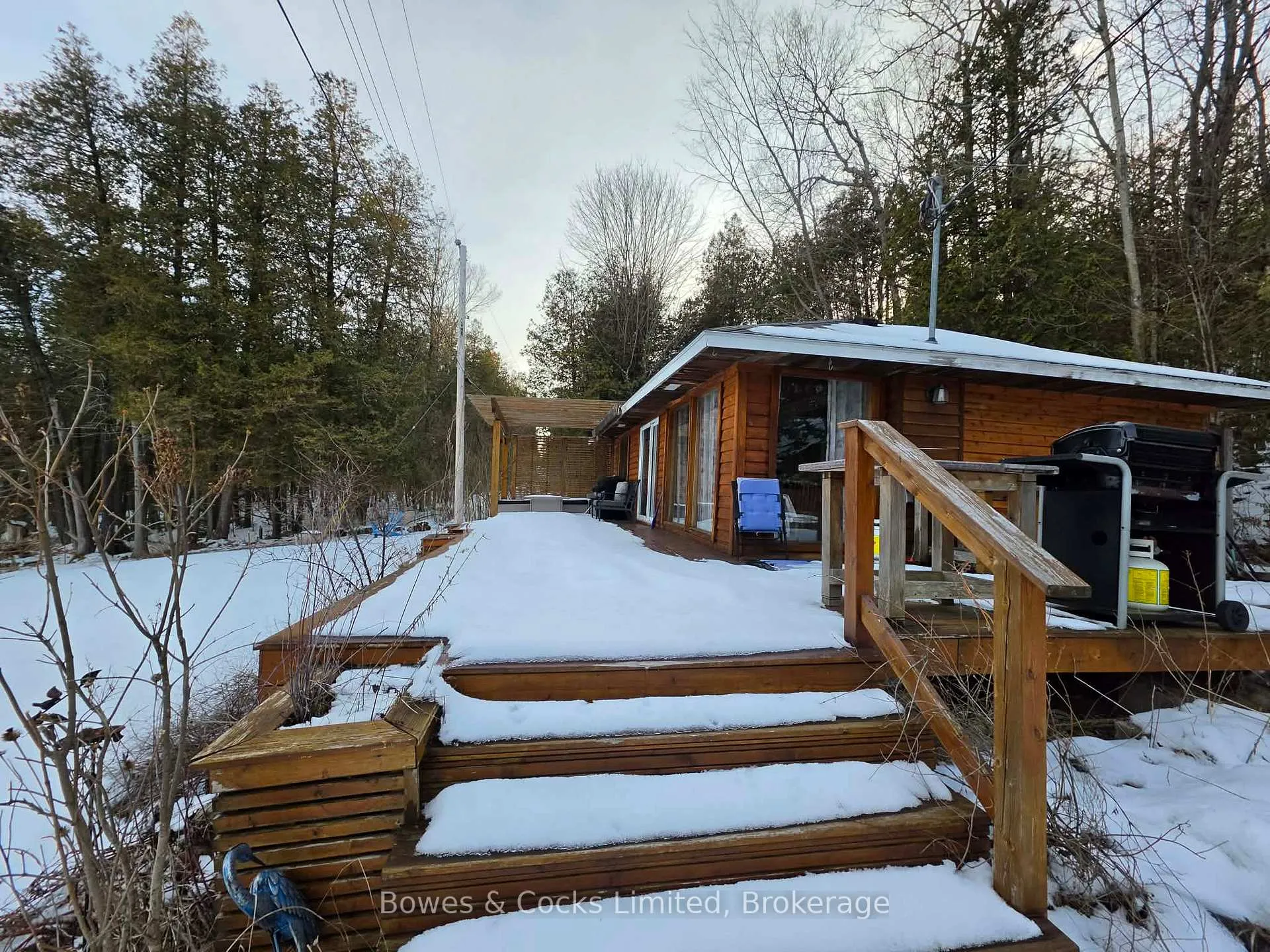 Photo 8 of 1022 Hummingbird Lane, Frontenac, Frontenac Centre — HOMEH
