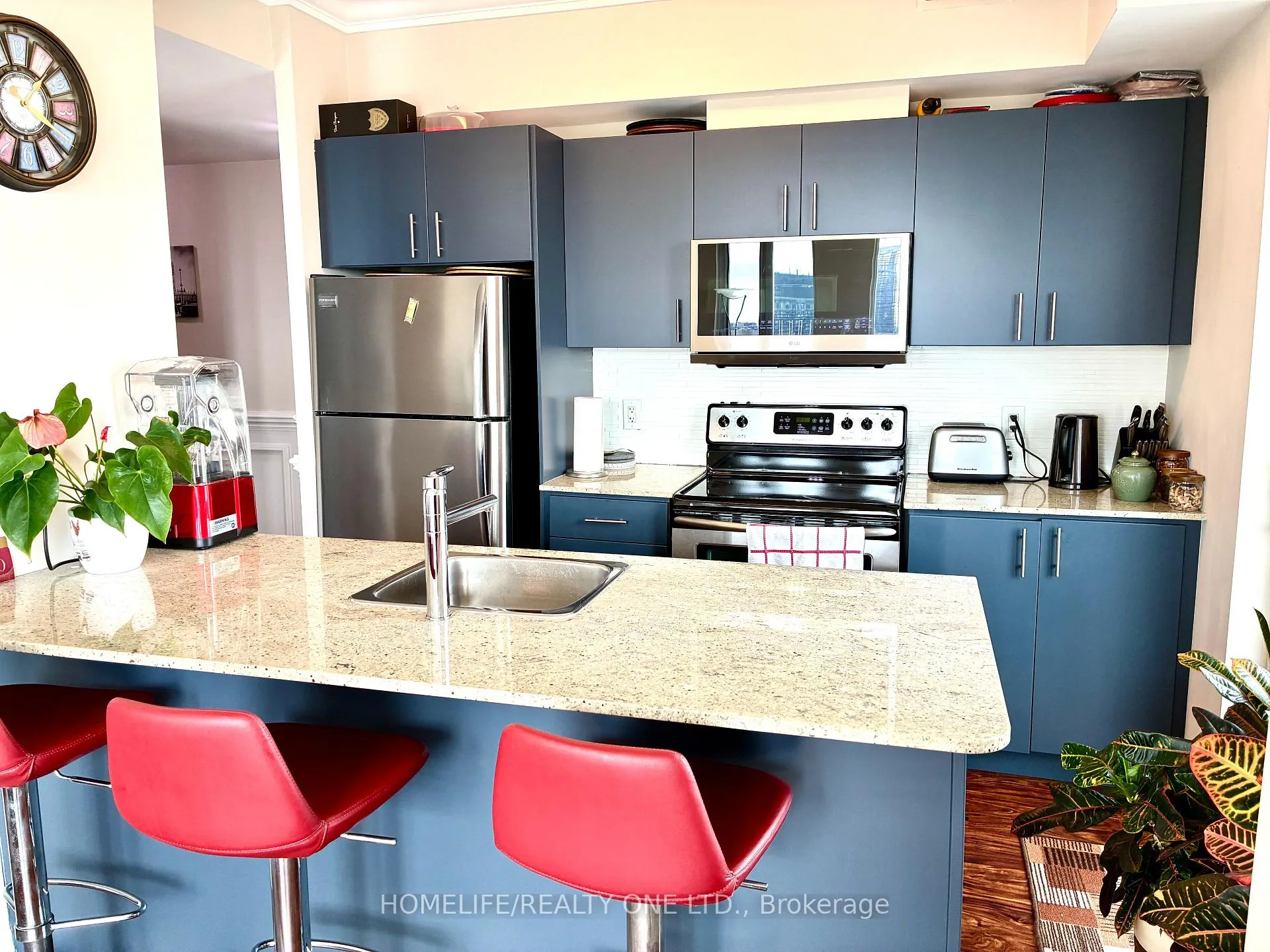 Photo 4 of Unit 1505, 25 Cole Street, Toronto, Regent Park — HOMEH