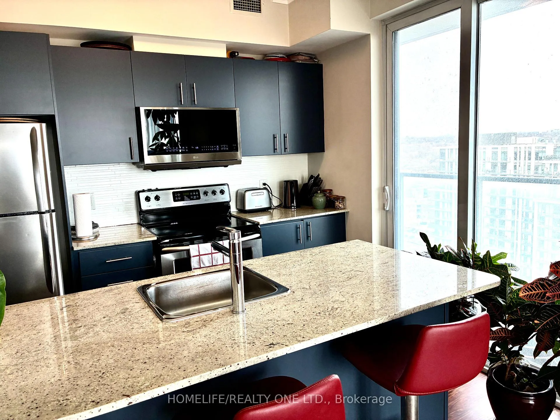 Photo 5 of Unit 1505, 25 Cole Street, Toronto, Regent Park — HOMEH