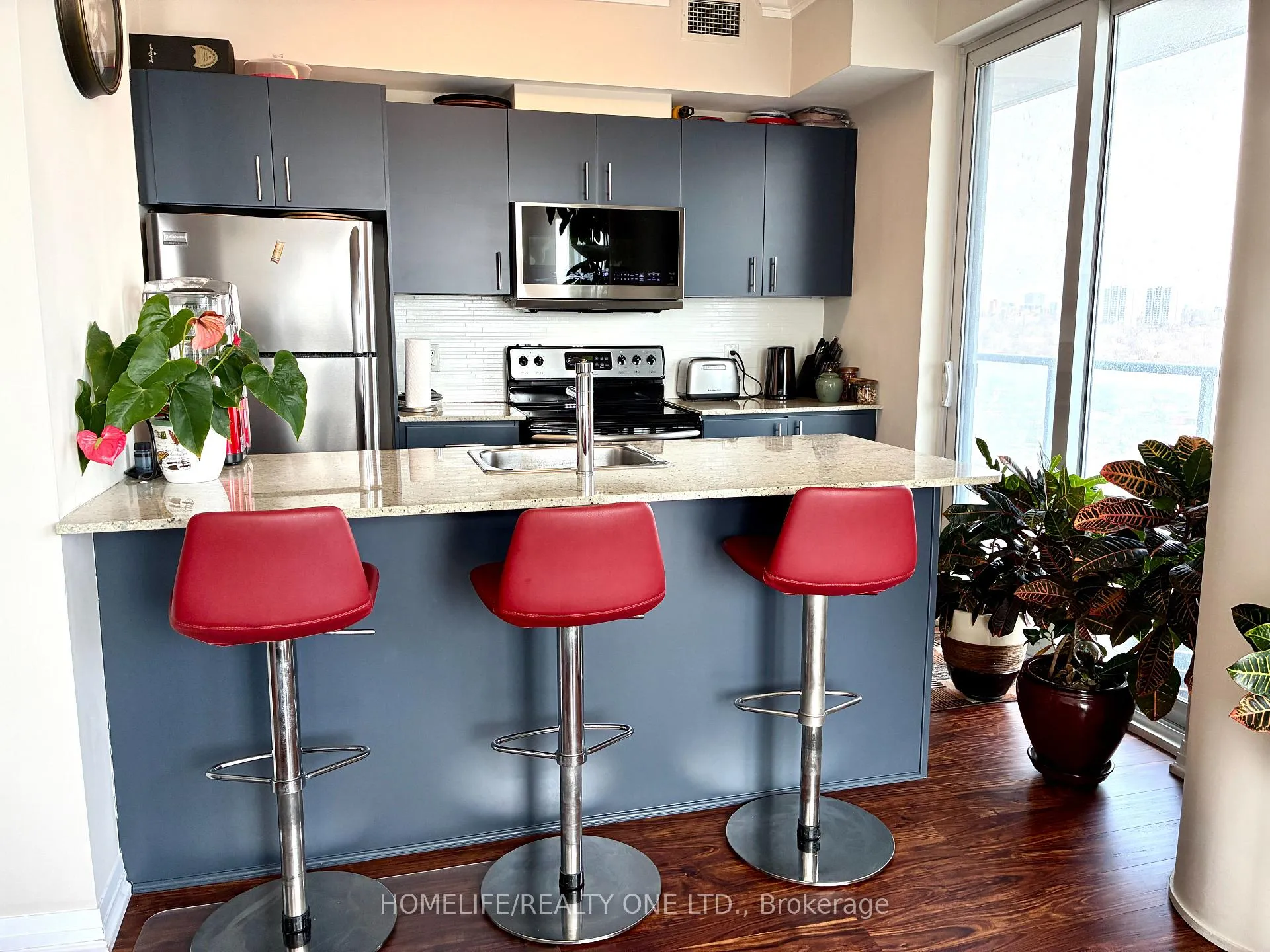 Photo 6 of Unit 1505, 25 Cole Street, Toronto, Regent Park — HOMEH