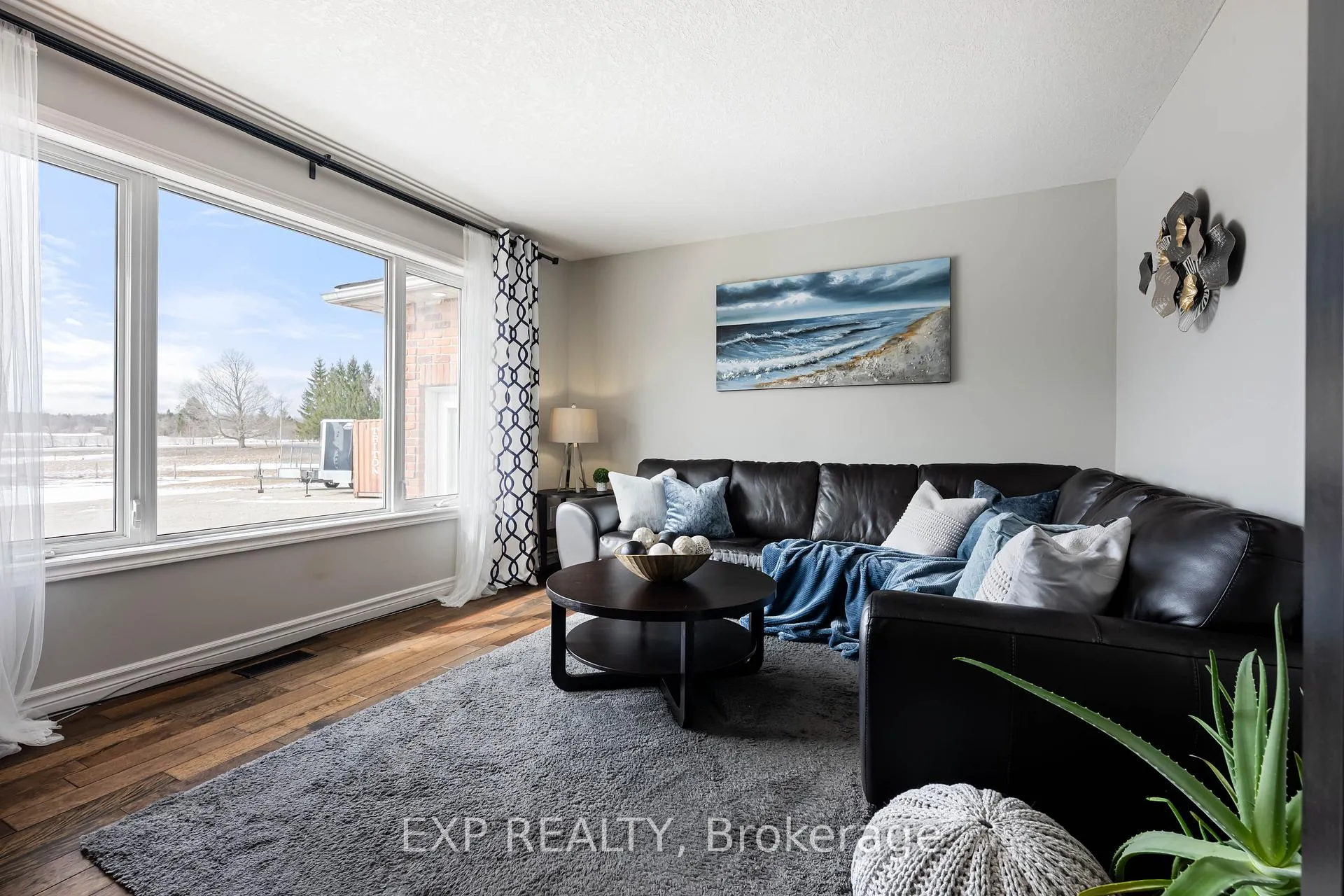 Photo 8 of 43695 Southgate Road 4, Southgate — HOMEH