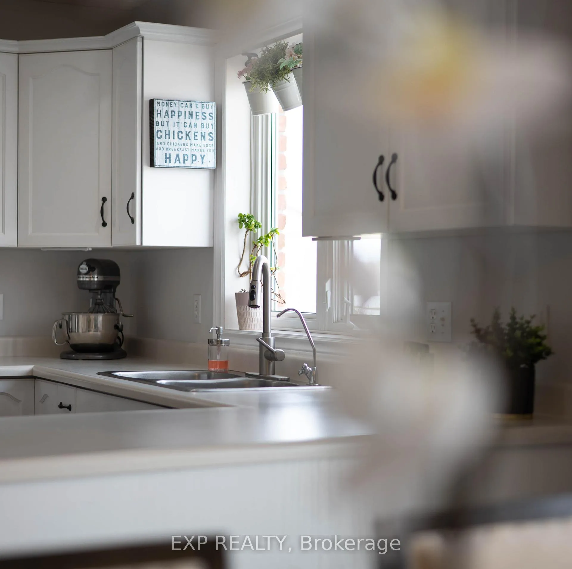 Photo 16 of 43695 Southgate Road 4, Southgate — HOMEH
