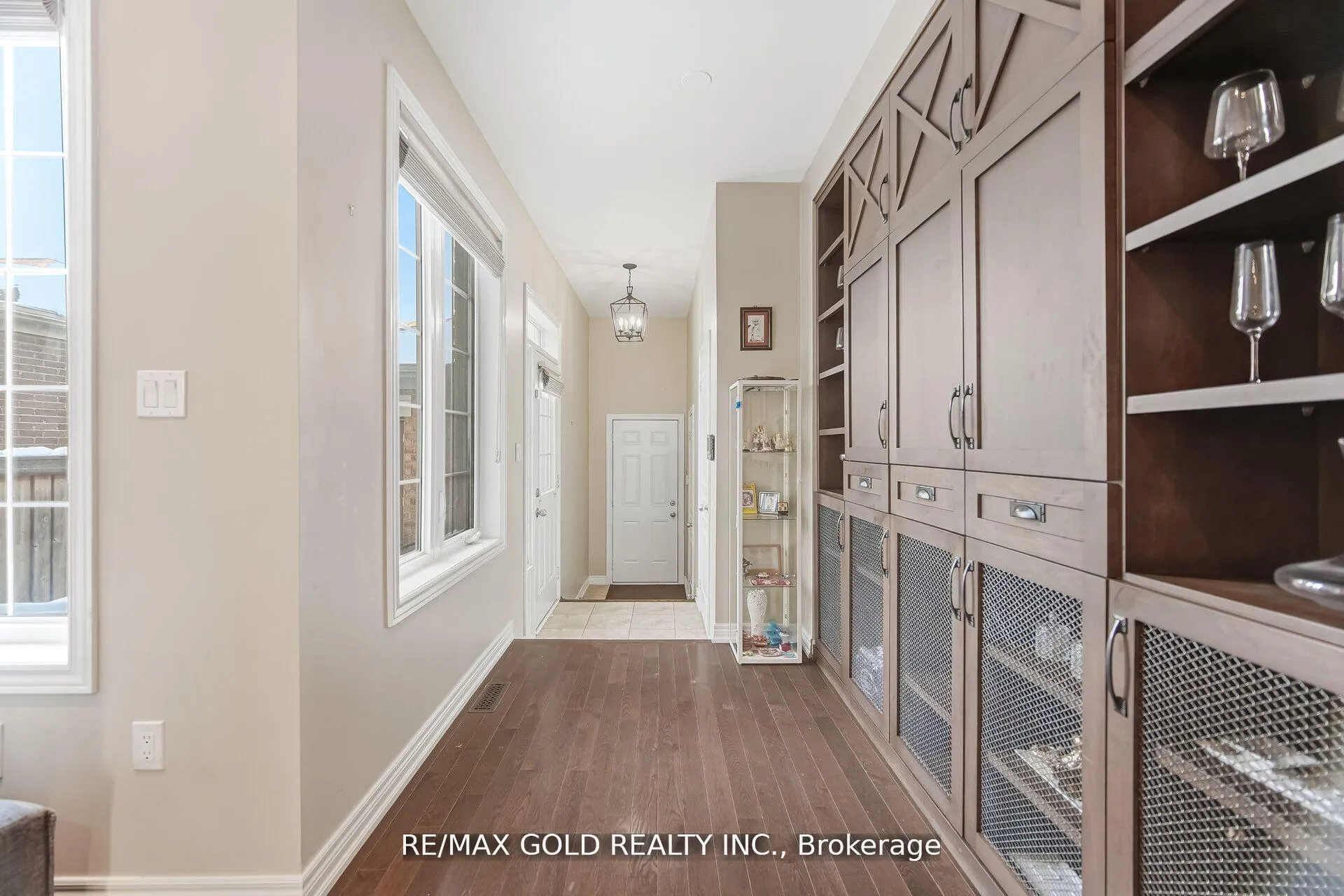 Photo 18 of 201 Barons Street, Vaughan, Kleinburg — HOMEH