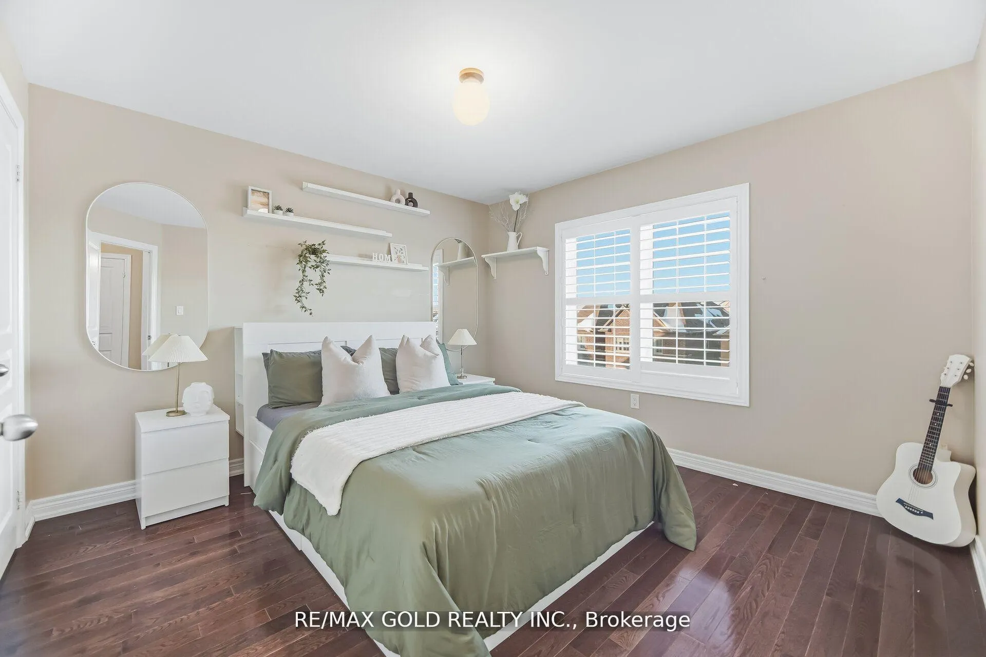 Photo 28 of 201 Barons Street, Vaughan, Kleinburg — HOMEH