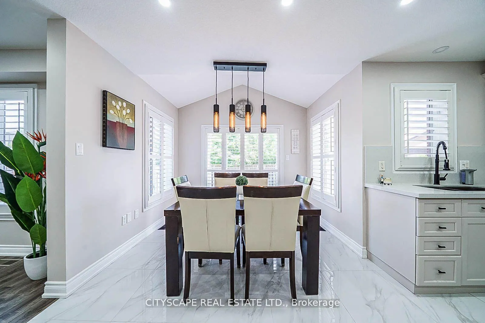Photo 13 of 19 Staples Lane, Hamilton, Binbrook — HOMEH
