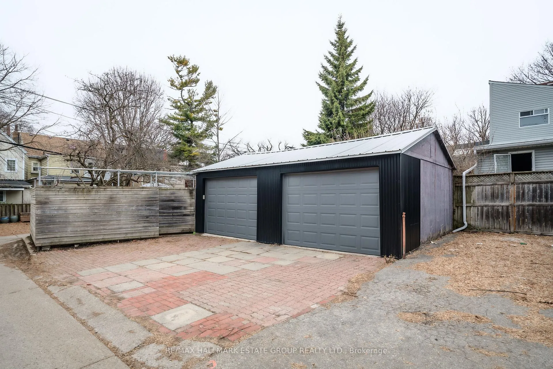 Photo 2 of 11 Austin Avenue, Toronto, South Riverdale — HOMEH