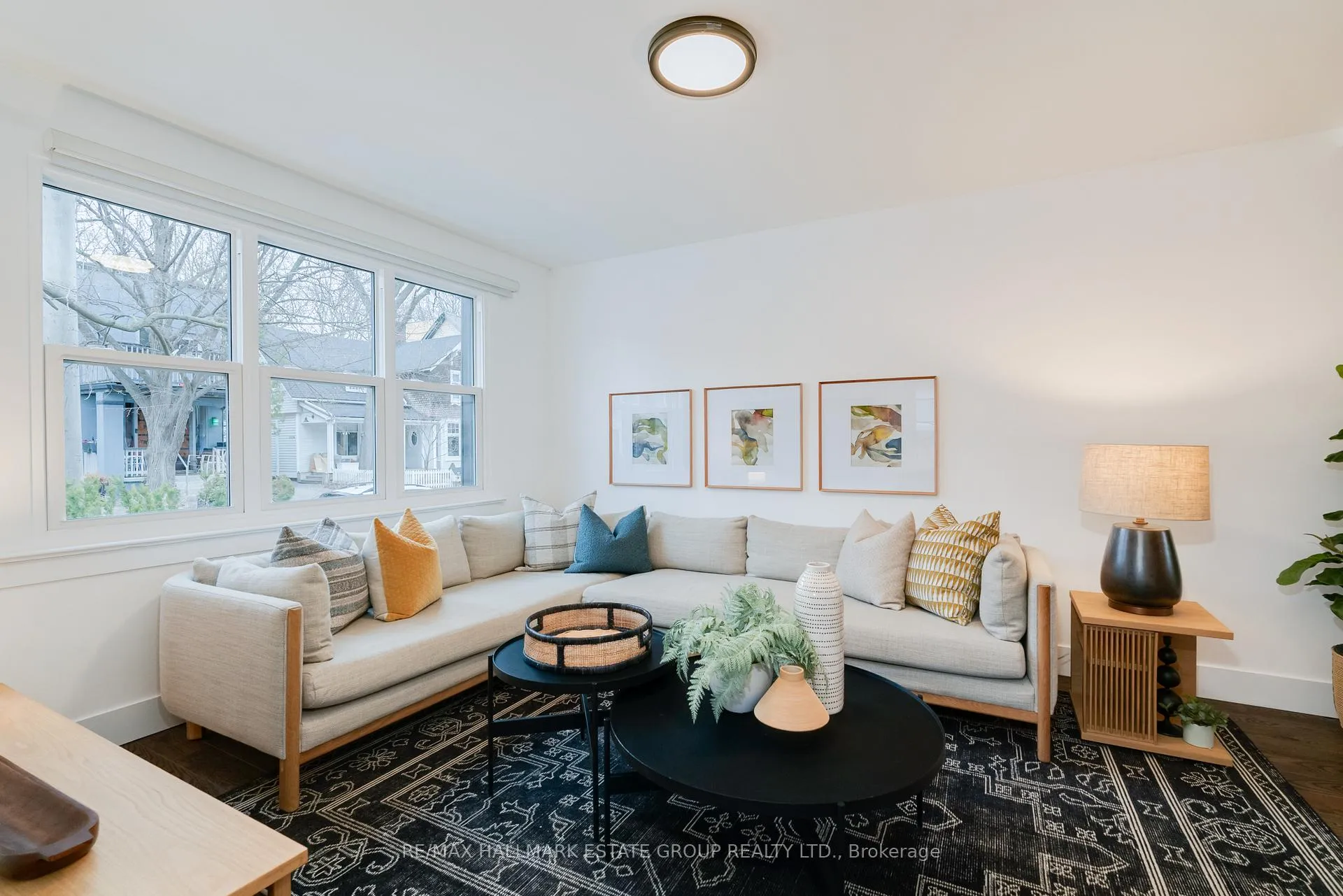 Photo 8 of 11 Austin Avenue, Toronto, South Riverdale — HOMEH