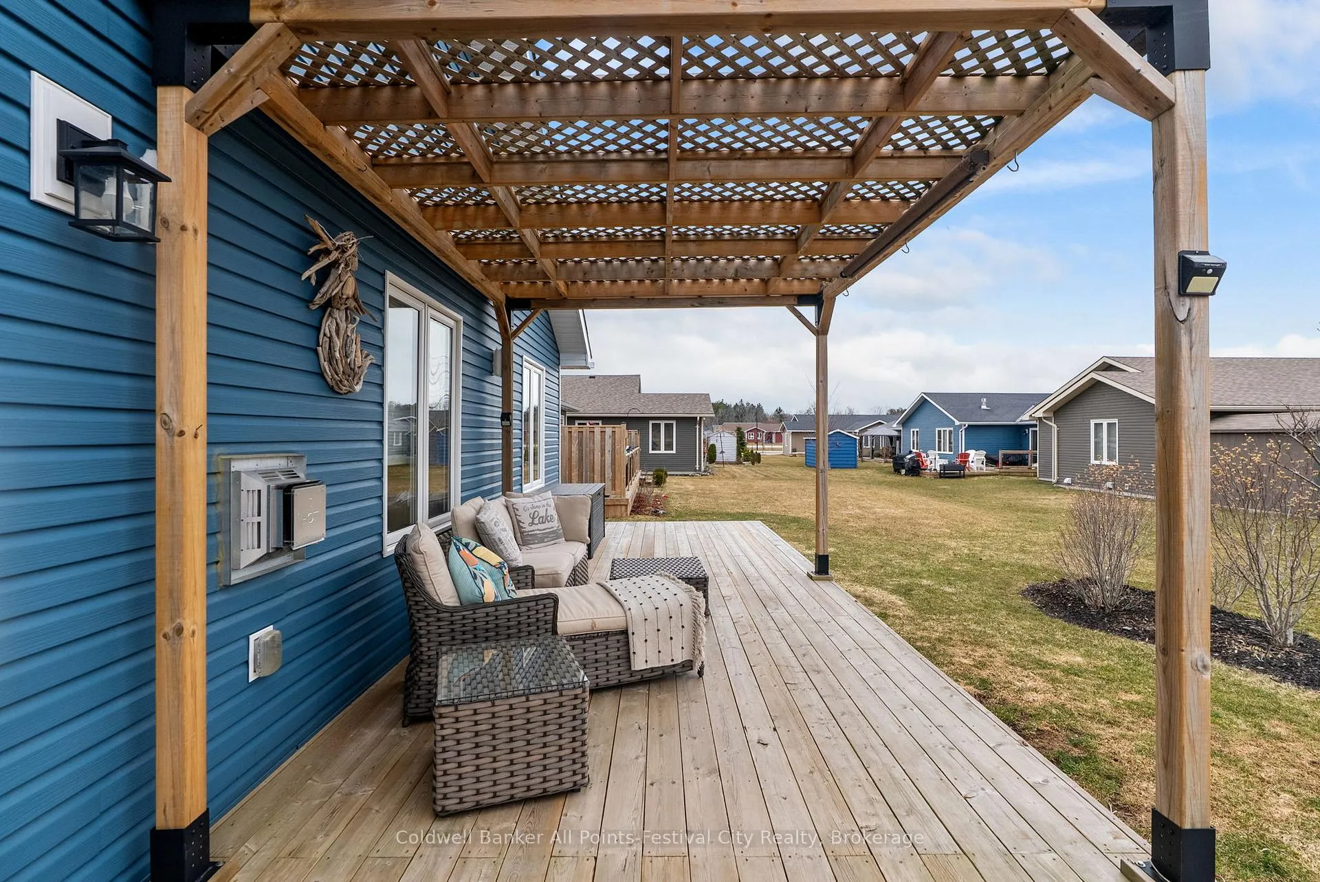 Photo 32 of 44 Huron Heights Drive, Ashfield-Colborne-Wawanosh, Colborne — HOMEH