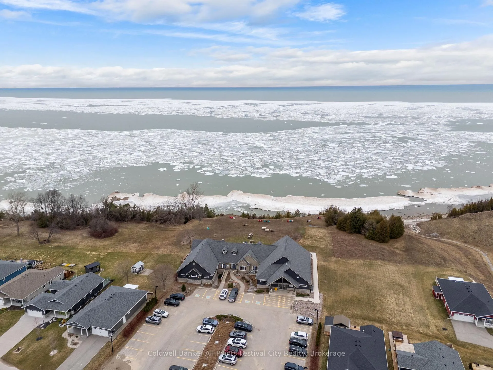 Photo 38 of 44 Huron Heights Drive, Ashfield-Colborne-Wawanosh, Colborne — HOMEH