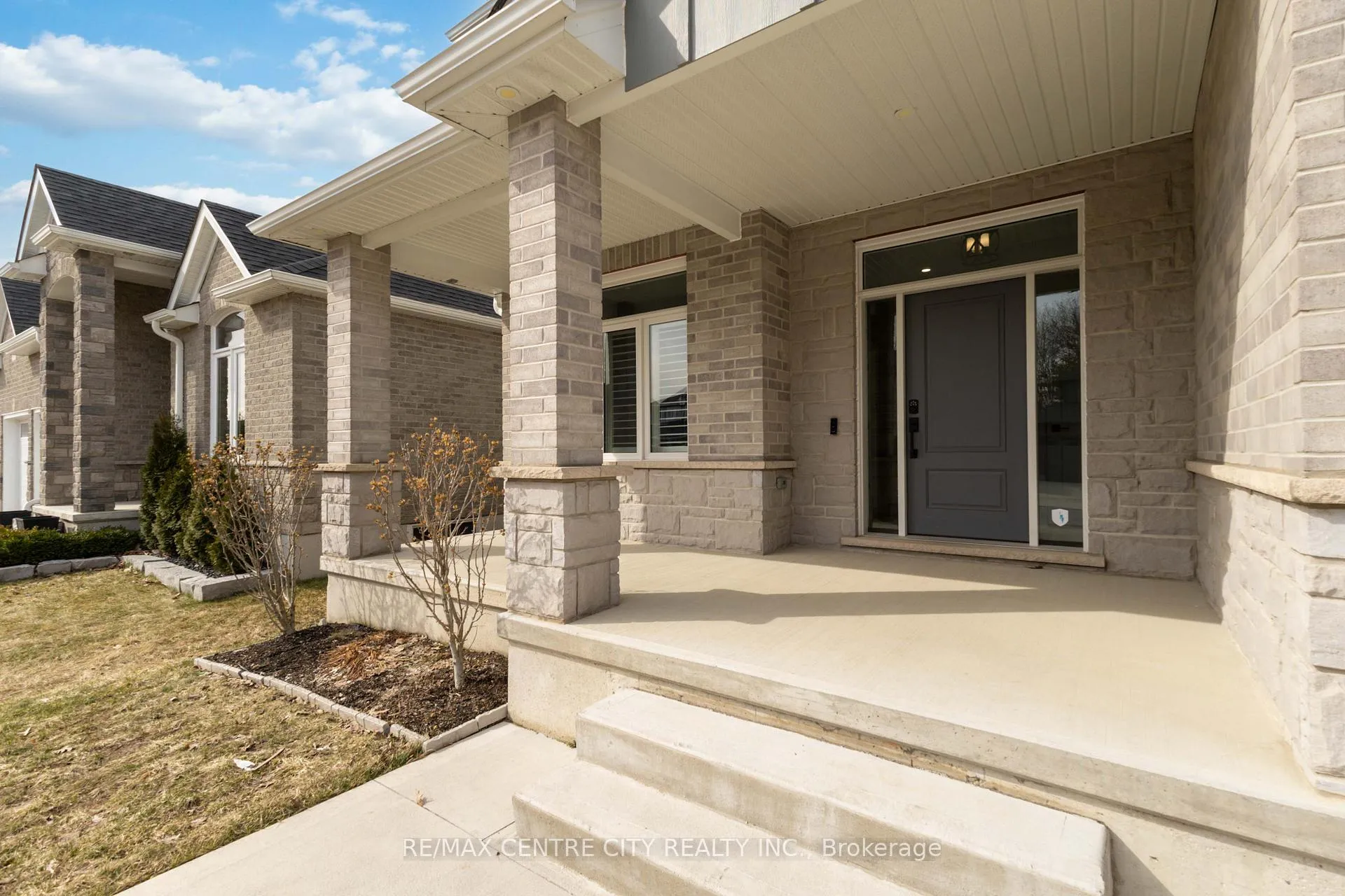 Photo 4 of 85 Mill Pond Crescent, Thames Centre, Rural Thames Centre — HOMEH