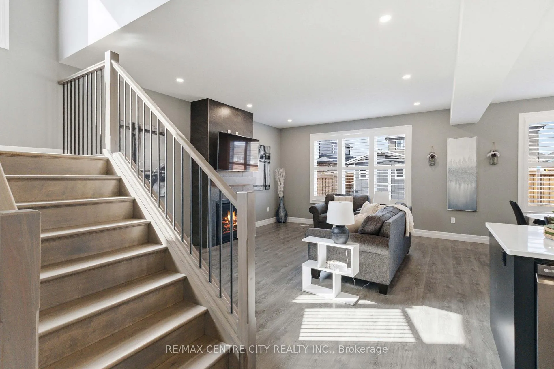 Photo 9 of 85 Mill Pond Crescent, Thames Centre, Rural Thames Centre — HOMEH
