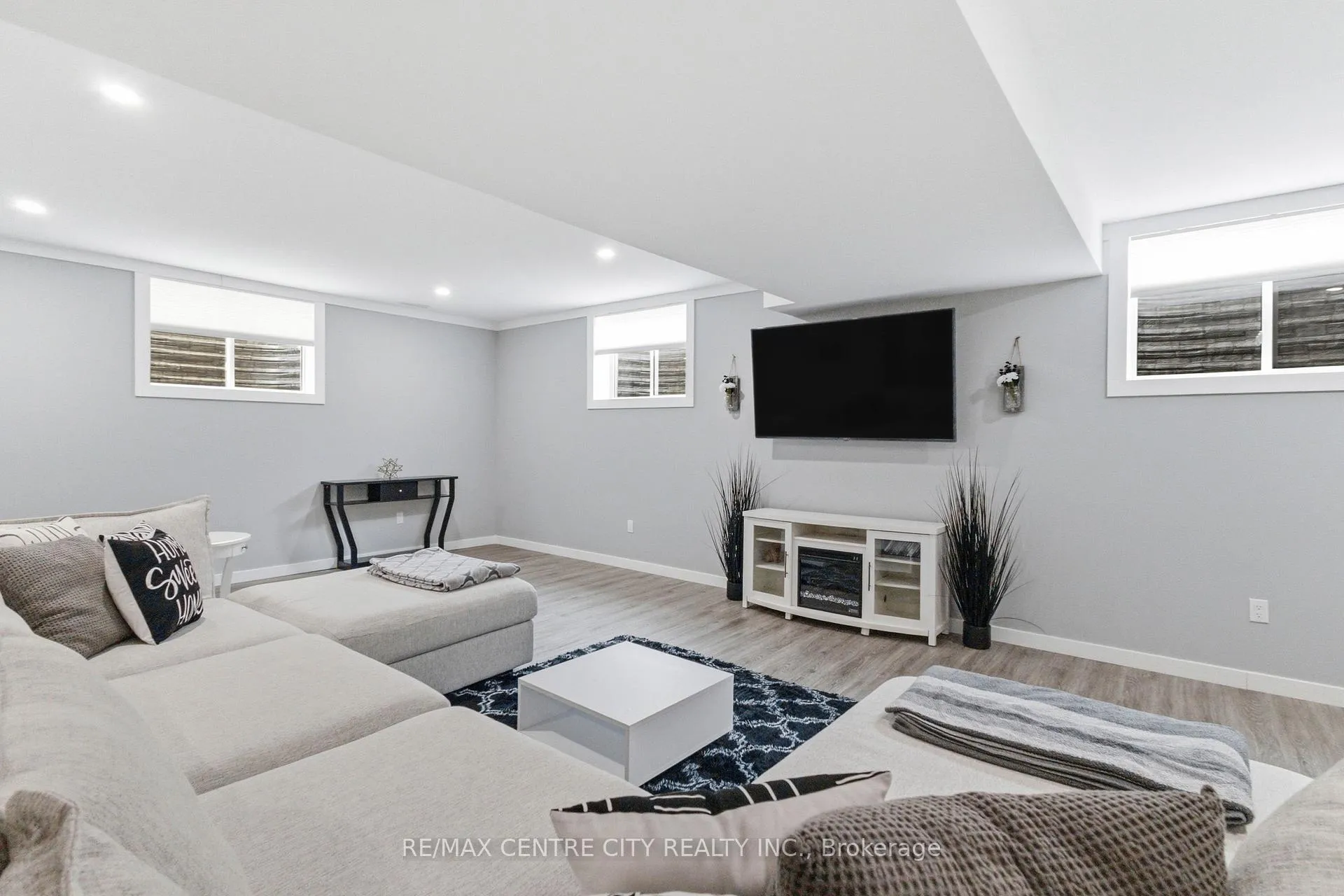 Photo 40 of 85 Mill Pond Crescent, Thames Centre, Rural Thames Centre — HOMEH