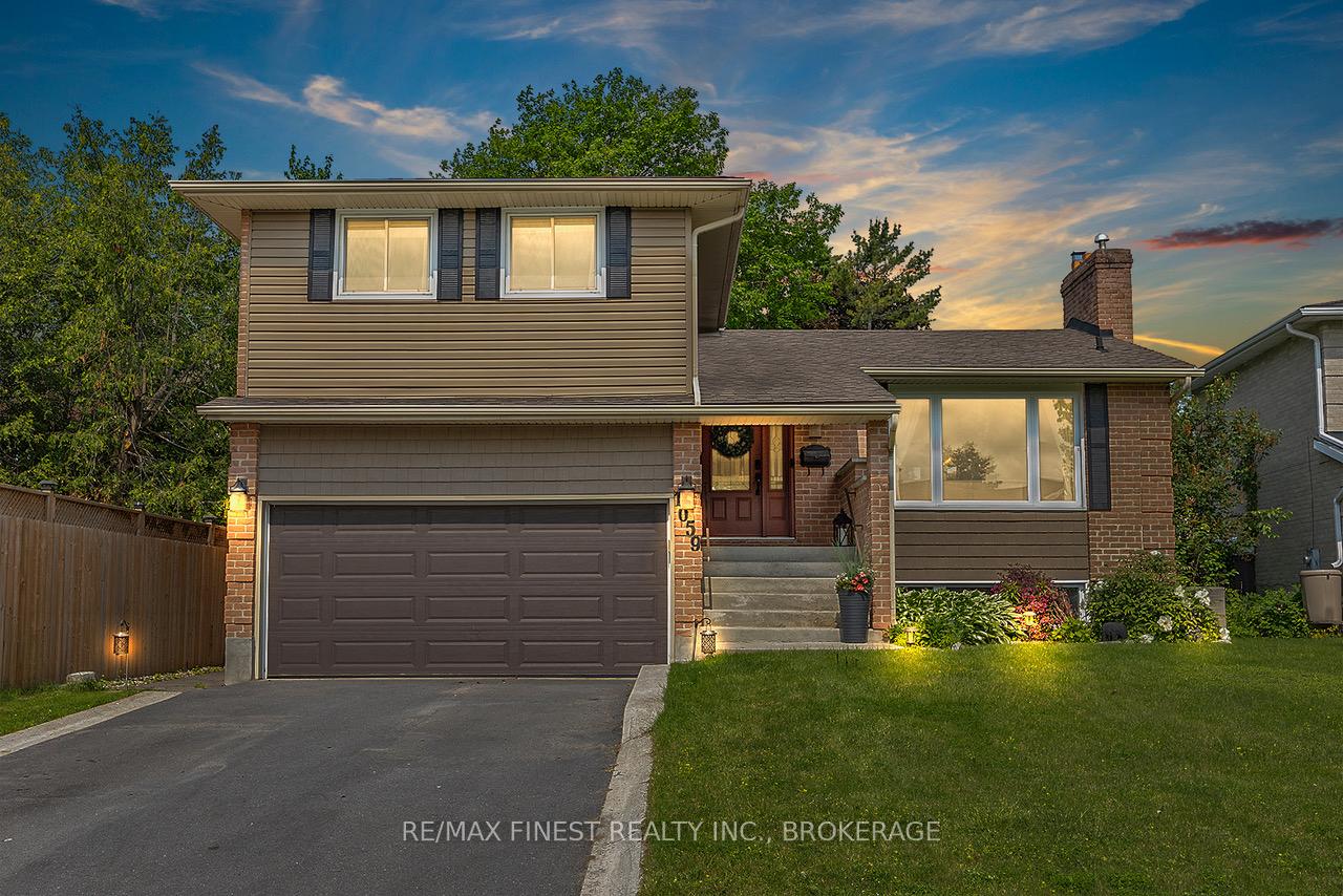 Photo 1 of 1059 Pembridge Crescent, Kingston, North of Taylor-Kidd Blvd — HOMEH