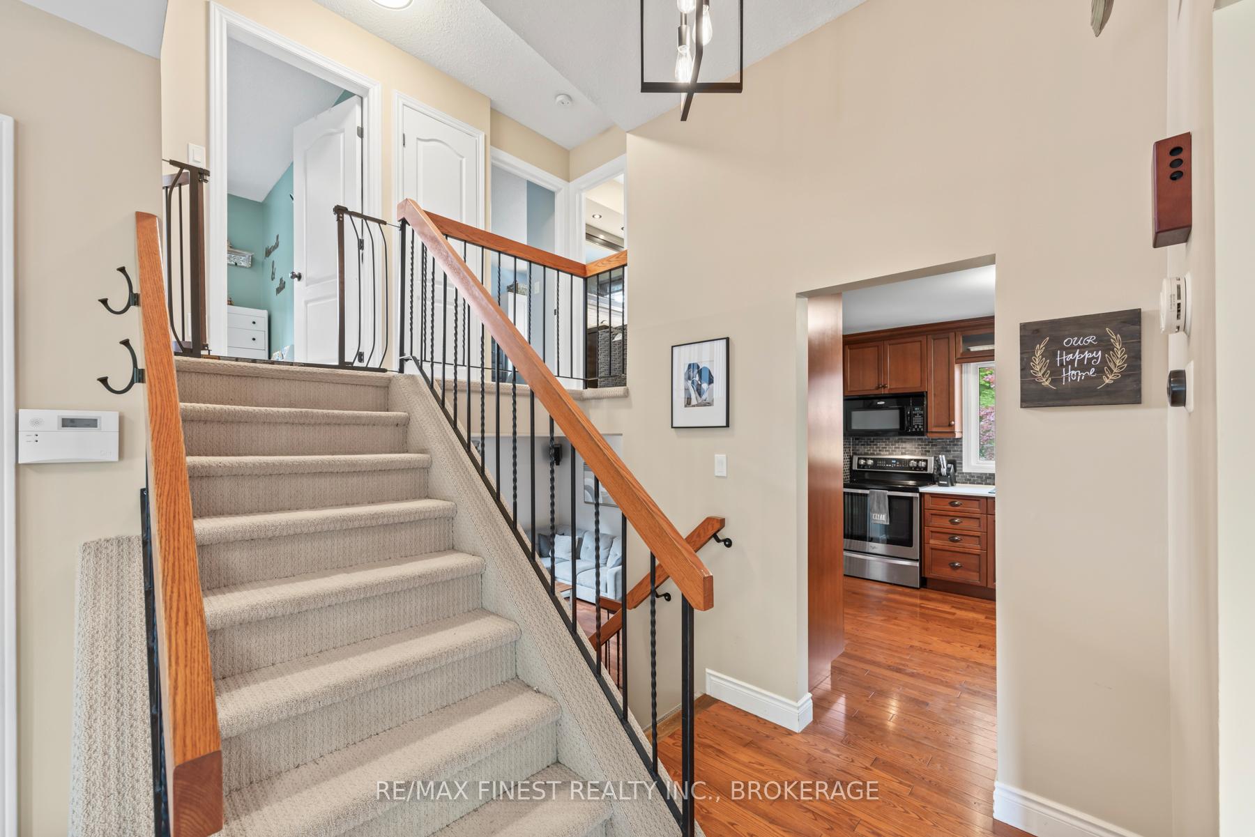Photo 8 of 1059 Pembridge Crescent, Kingston, North of Taylor-Kidd Blvd — HOMEH
