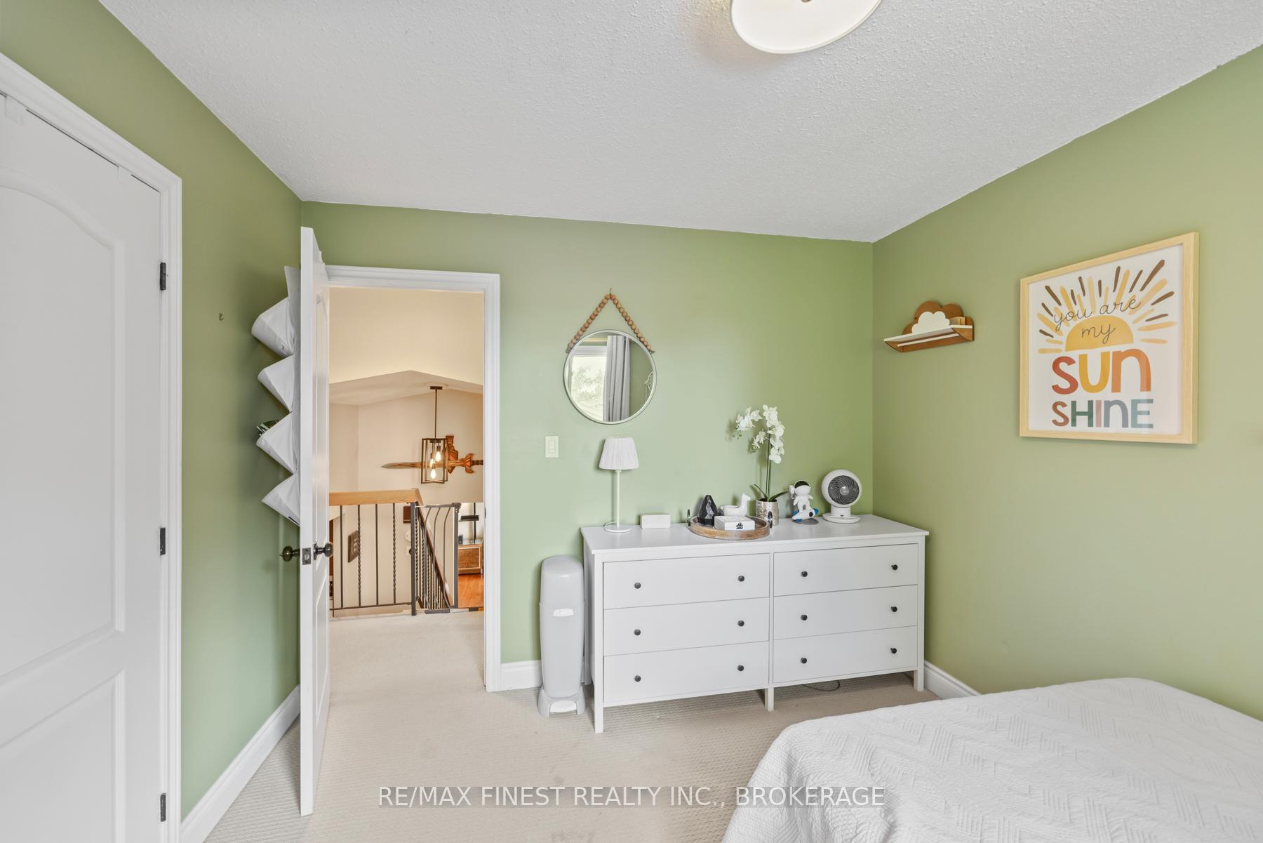 Photo 25 of 1059 Pembridge Crescent, Kingston, North of Taylor-Kidd Blvd — HOMEH