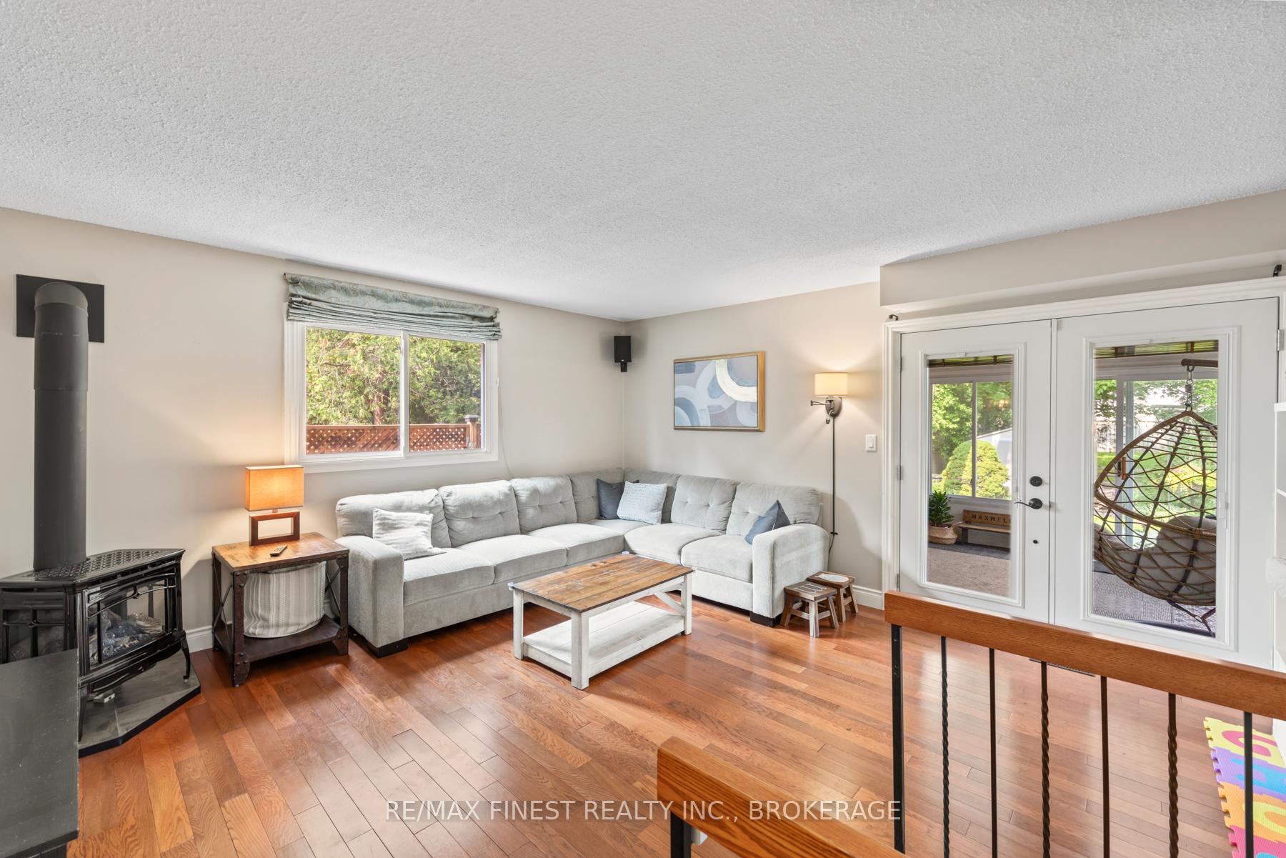 Photo 30 of 1059 Pembridge Crescent, Kingston, North of Taylor-Kidd Blvd — HOMEH