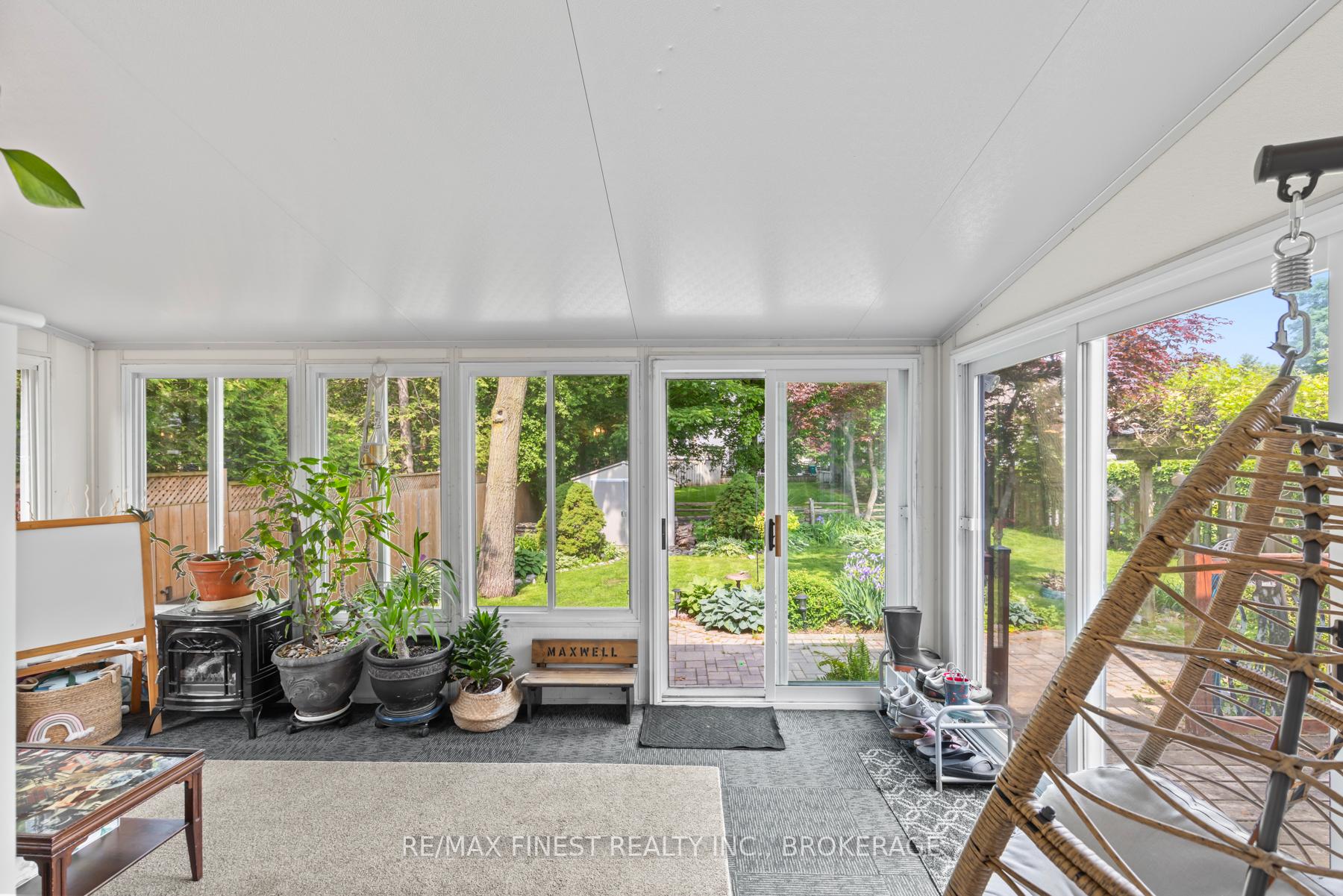 Photo 32 of 1059 Pembridge Crescent, Kingston, North of Taylor-Kidd Blvd — HOMEH