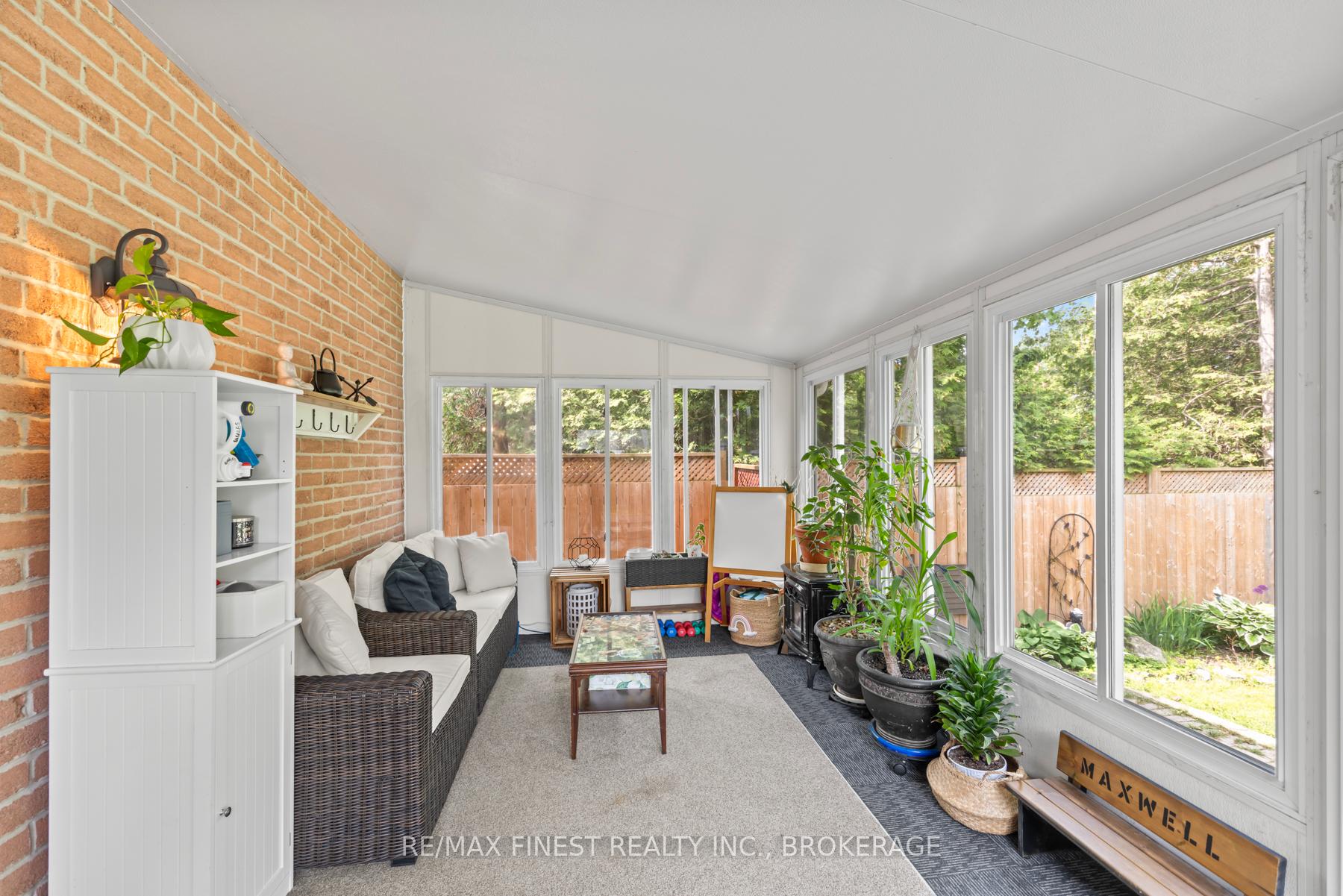 Photo 33 of 1059 Pembridge Crescent, Kingston, North of Taylor-Kidd Blvd — HOMEH