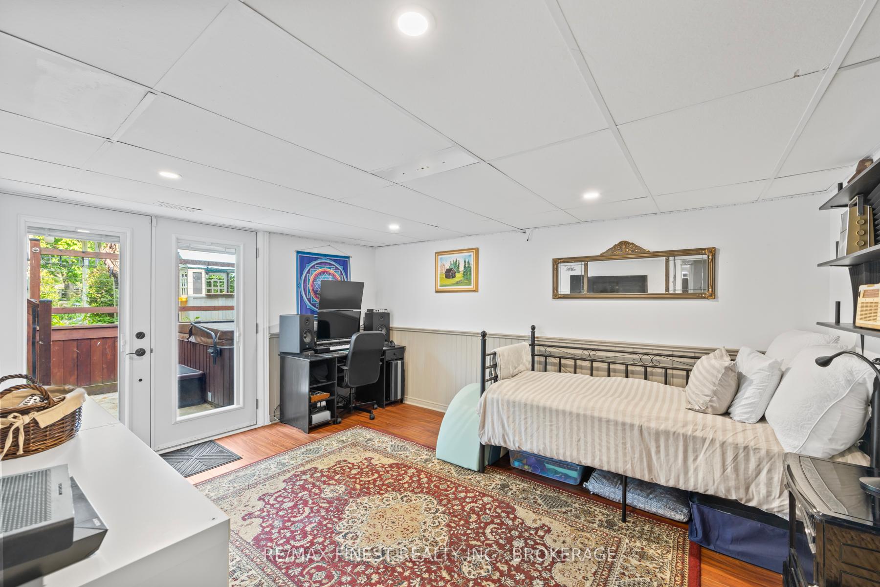 Photo 35 of 1059 Pembridge Crescent, Kingston, North of Taylor-Kidd Blvd — HOMEH
