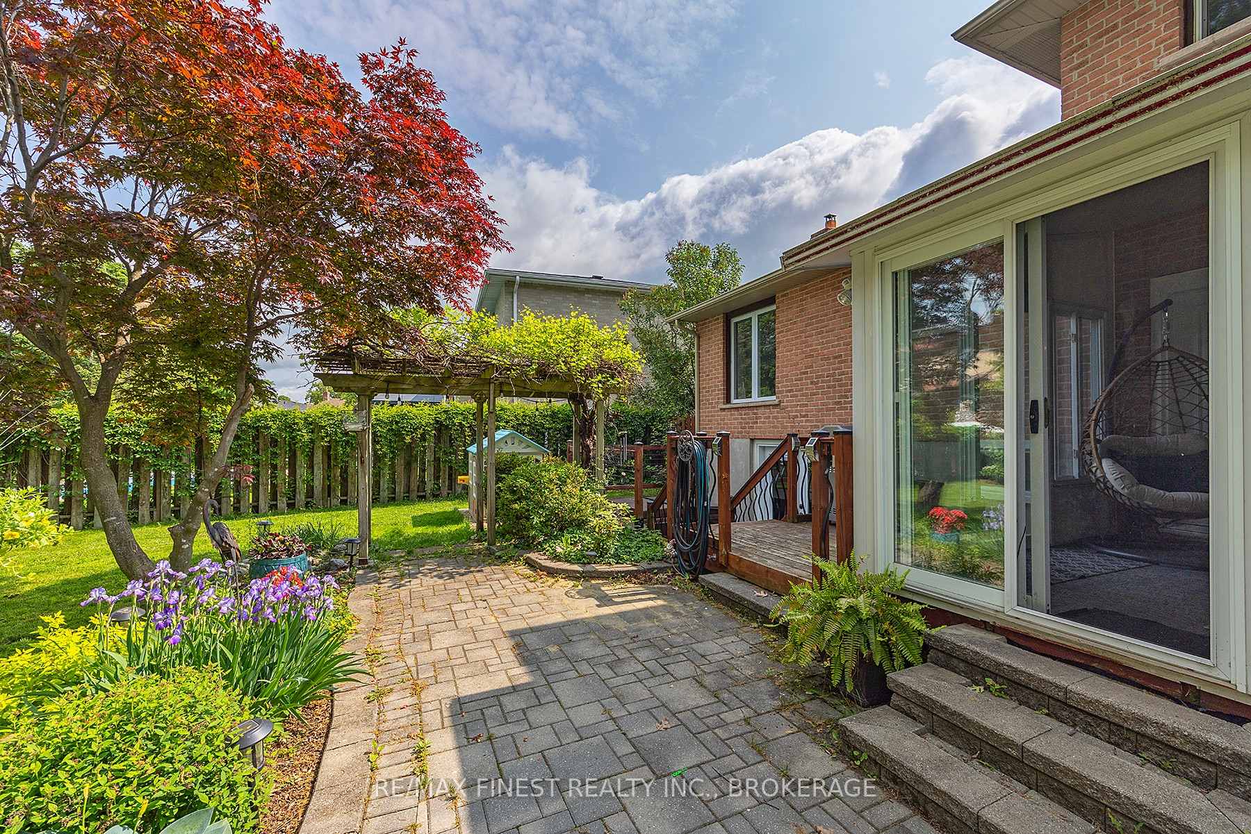 Photo 45 of 1059 Pembridge Crescent, Kingston, North of Taylor-Kidd Blvd — HOMEH